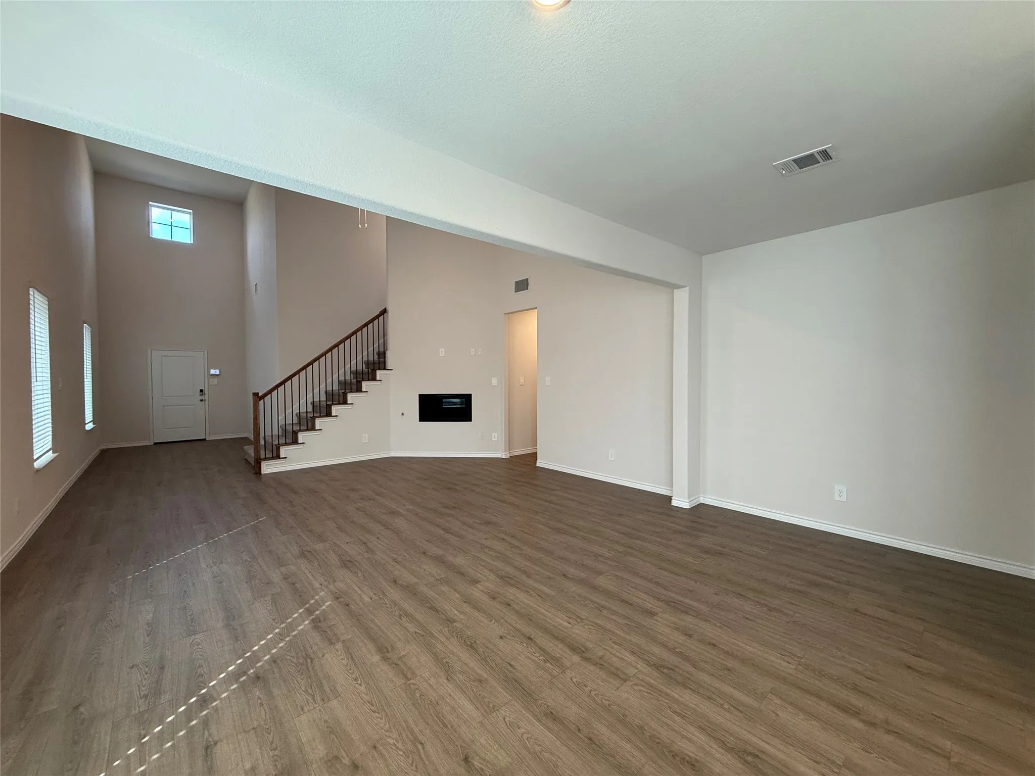 Single Family Residence For Rent in Collin County , 2033 Crockett Way, Anna, Texas 75409, 4 Bedroom, 3 Bathroom, 2 Garage spaces, 2,418 Sqft, built in 2026, mls#21397002, Real Estate Agent in Anna, Homes For Rent in Collin county, Homes For Rent in Anna, Realtor in Anna Texas, Real Estate Brokerage Independent Realty Texas, Luminita Cordes Realtor