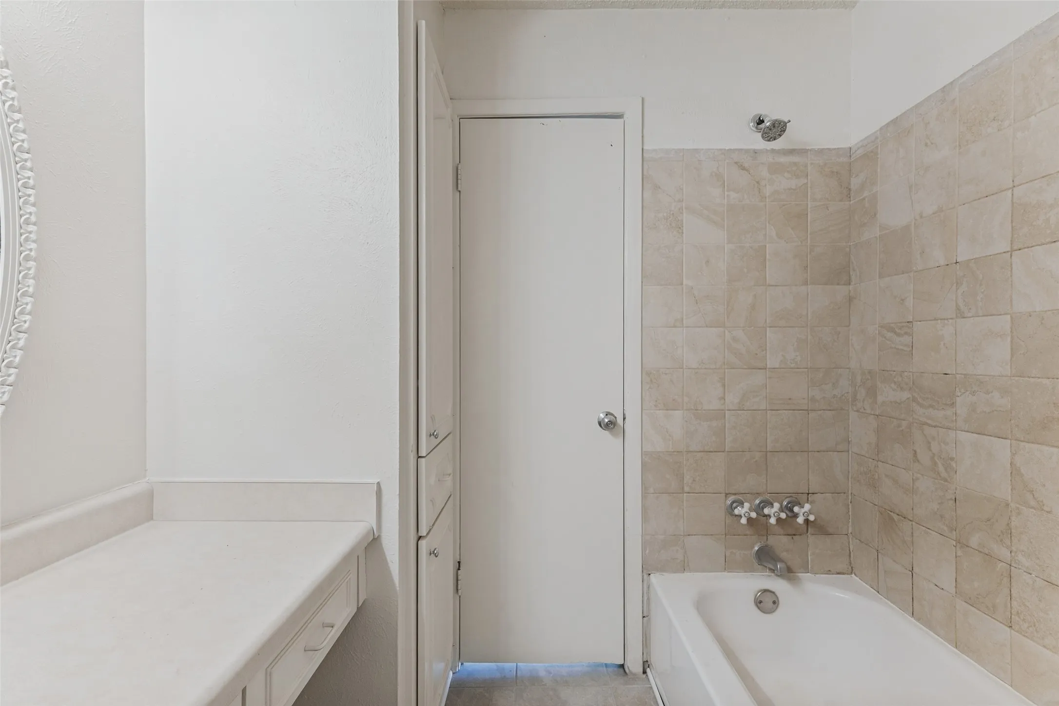 Single Family Residence For Rent in Johnson County , 125 N Jessup Street, Alvarado, Texas 76009, 4 Bedroom, 2 Bathroom, 2 Garage spaces, 1,646 Sqft, built in 1983, mls#21397497, Real Estate Agent in Alvarado, Homes For Rent in Johnson county, Homes For Rent in Alvarado, Realtor in Alvarado Texas, Real Estate Brokerage Independent Realty Texas, Luminita Cordes Realtor