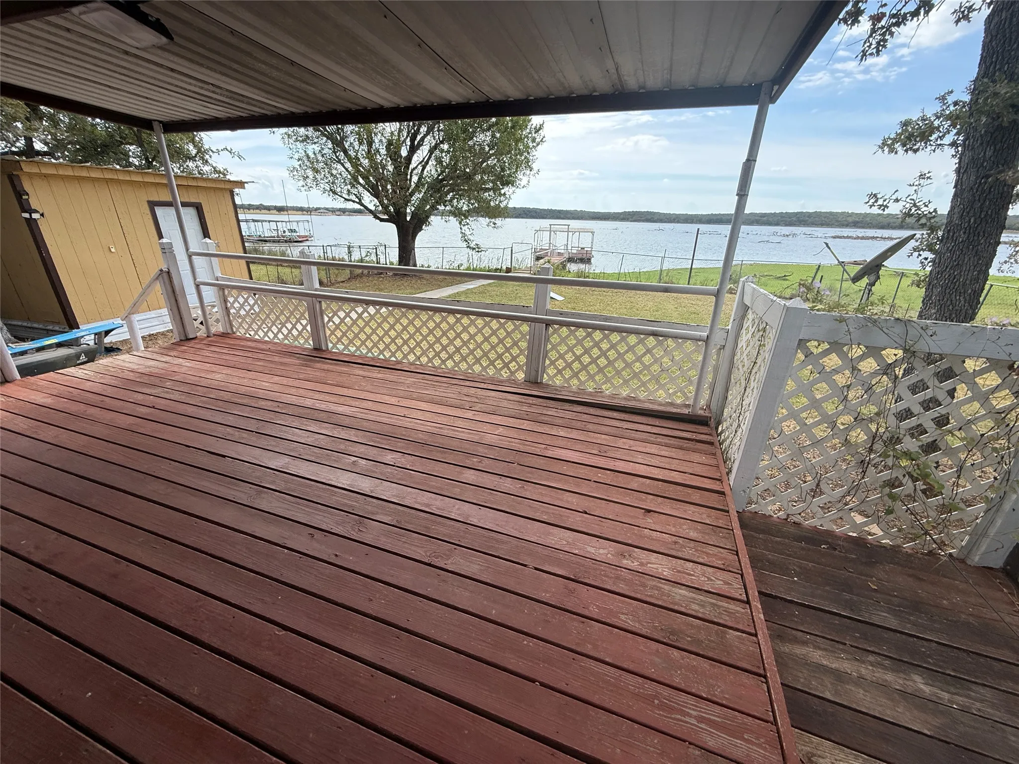 Single Family Residence For Sale in Brown County , 3460 Bounding Main Drive, May, Texas 76857, 2 Bedroom, 1 Bathroom, Garage spaces, 1,062 Sqft, built in 1992, mls#21397500, Real Estate Agent in May, Homes For Sale in Brown county, Homes For Sale in May, Realtor in May Texas, Real Estate Brokerage Independent Realty Texas, Luminita Cordes Realtor
