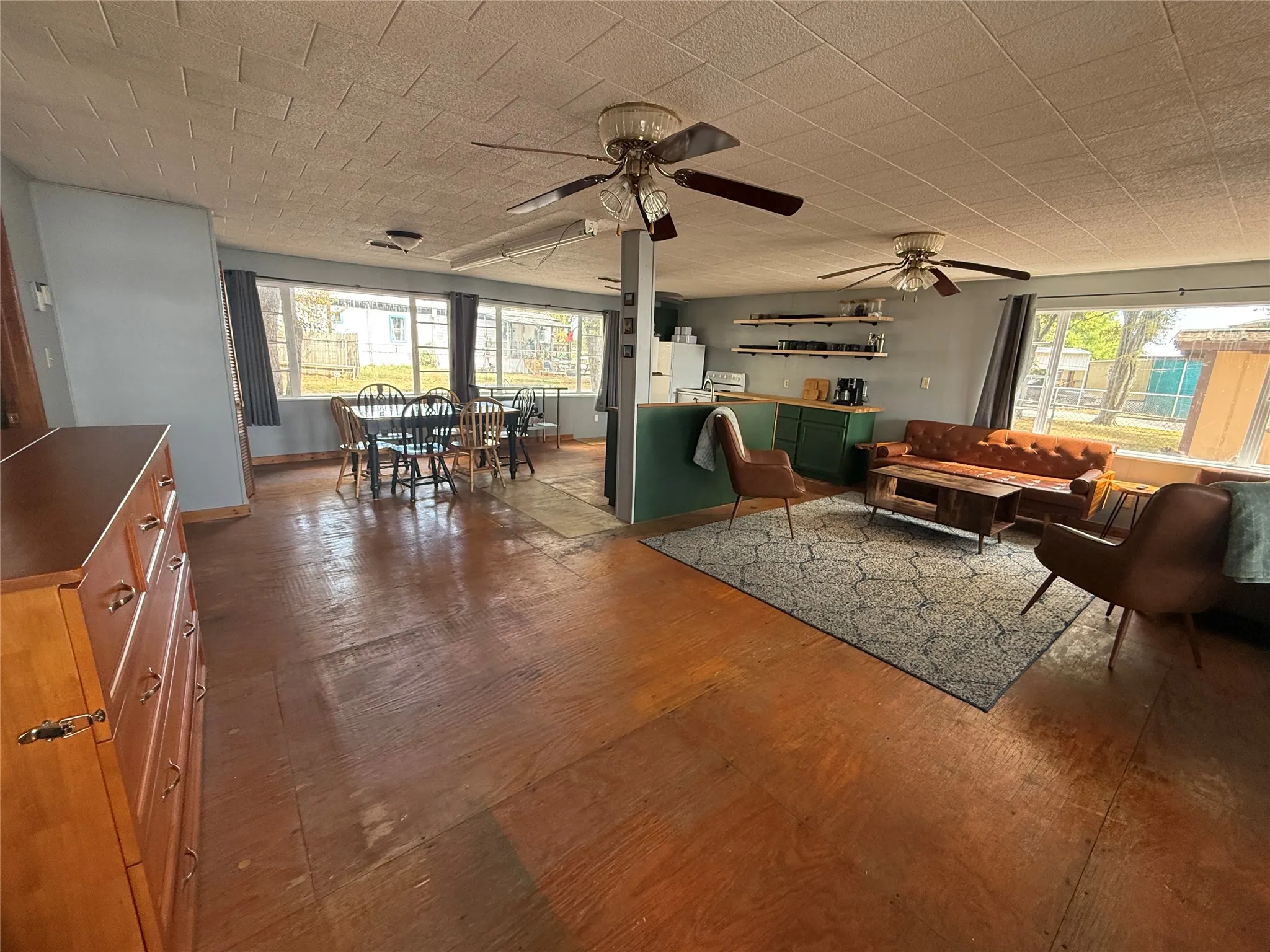 Single Family Residence For Sale in Brown County , 3460 Bounding Main Drive, May, Texas 76857, 2 Bedroom, 1 Bathroom, Garage spaces, 1,062 Sqft, built in 1992, mls#21397500, Real Estate Agent in May, Homes For Sale in Brown county, Homes For Sale in May, Realtor in May Texas, Real Estate Brokerage Independent Realty Texas, Luminita Cordes Realtor