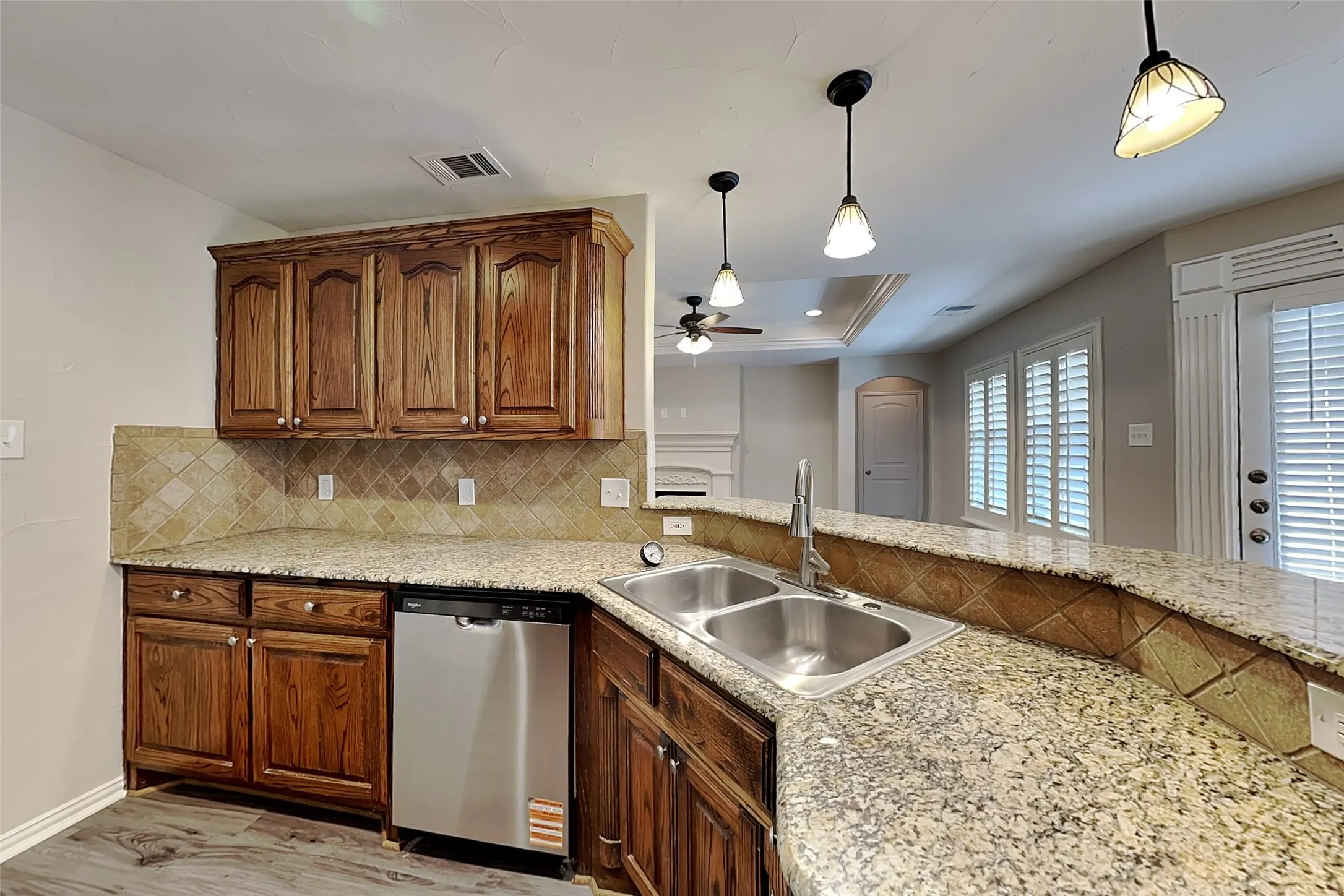 Single Family Residence For Rent in Tarrant County , 4945 Wild Oats Drive, Fort Worth, Texas 76179, 3 Bedroom, 2 Bathroom, 2 Garage spaces, 1,546 Sqft, built in 2010, mls#21397493, Real Estate Agent in Fort Worth, Homes For Rent in Tarrant county, Homes For Rent in Fort Worth, Realtor in Fort Worth Texas, Real Estate Brokerage Independent Realty Texas, Luminita Cordes Realtor