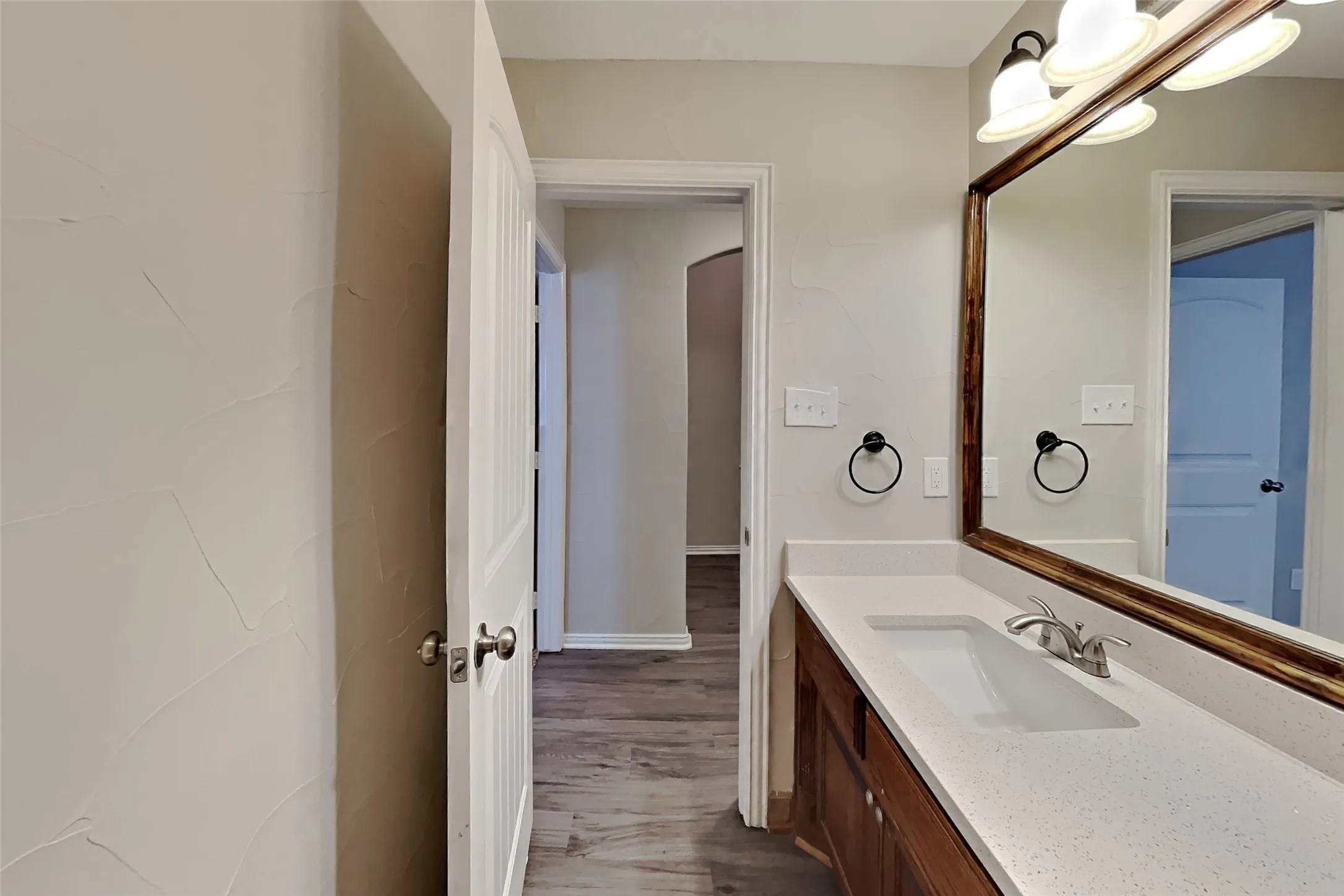 Single Family Residence For Rent in Tarrant County , 4945 Wild Oats Drive, Fort Worth, Texas 76179, 3 Bedroom, 2 Bathroom, 2 Garage spaces, 1,546 Sqft, built in 2010, mls#21397493, Real Estate Agent in Fort Worth, Homes For Rent in Tarrant county, Homes For Rent in Fort Worth, Realtor in Fort Worth Texas, Real Estate Brokerage Independent Realty Texas, Luminita Cordes Realtor