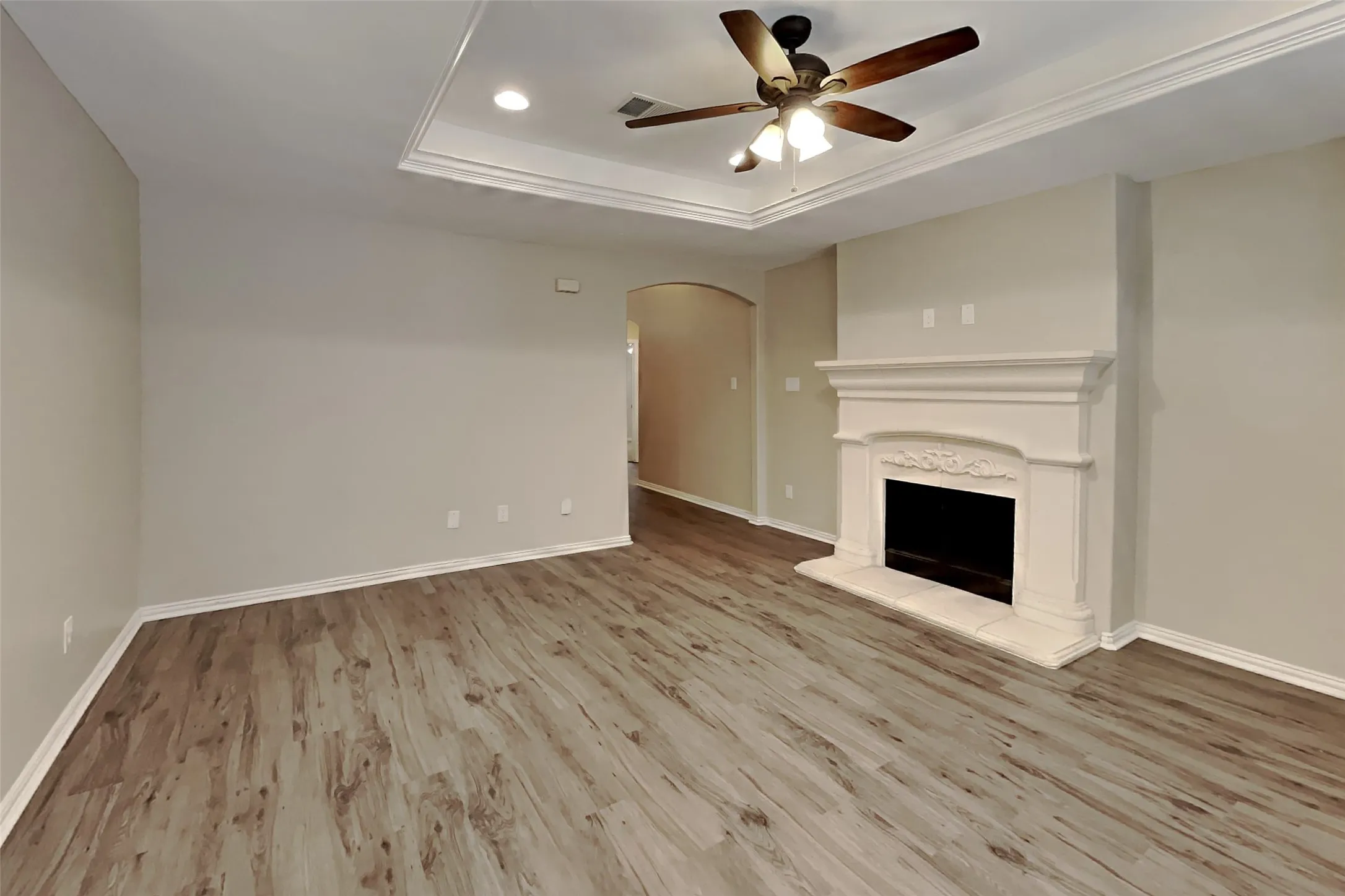 Single Family Residence For Rent in Tarrant County , 4945 Wild Oats Drive, Fort Worth, Texas 76179, 3 Bedroom, 2 Bathroom, 2 Garage spaces, 1,546 Sqft, built in 2010, mls#21397493, Real Estate Agent in Fort Worth, Homes For Rent in Tarrant county, Homes For Rent in Fort Worth, Realtor in Fort Worth Texas, Real Estate Brokerage Independent Realty Texas, Luminita Cordes Realtor