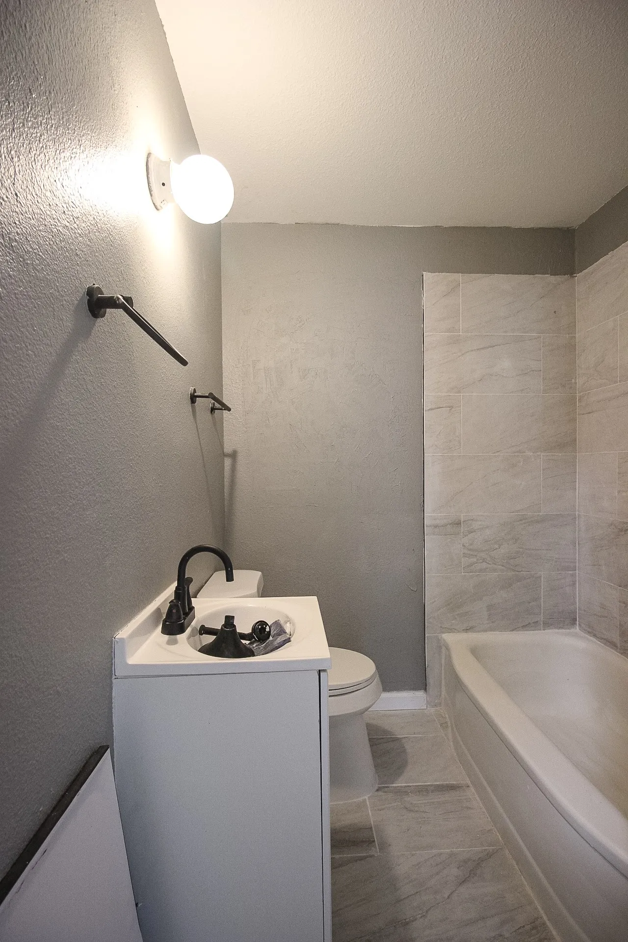 Single Family Residence For Sale in Mc Lennan County , 3720 Live Oak, Waco, Texas 76708, 3 Bedroom, 2 Bathroom, 1 Garage spaces, 1,596 Sqft, built in 1950, mls#21395992, Real Estate Agent in Waco, Homes For Sale in Mc Lennan county, Homes For Sale in Waco, Realtor in Waco Texas, Real Estate Brokerage Independent Realty Texas, Luminita Cordes Realtor