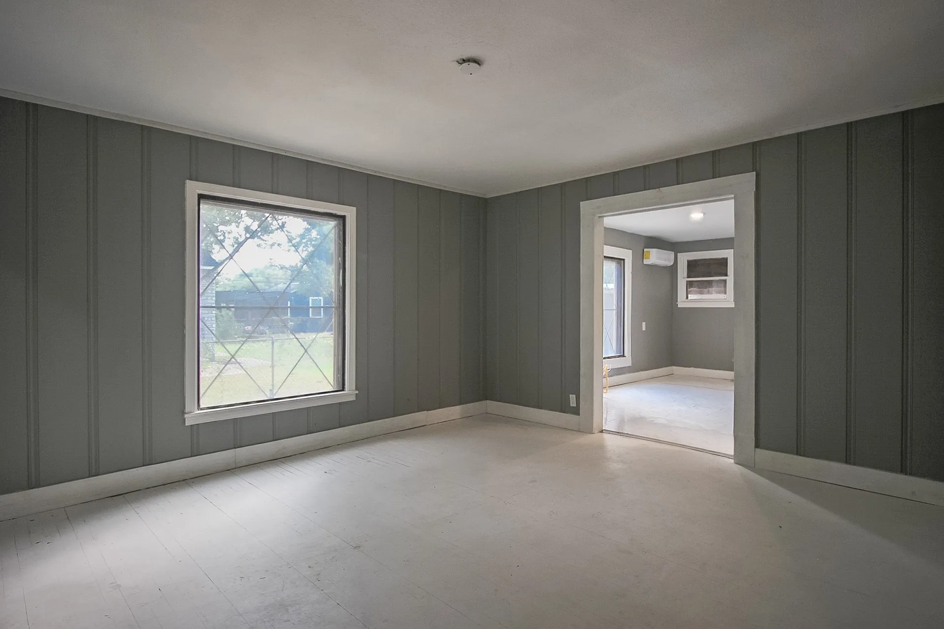 Single Family Residence For Sale in Mc Lennan County , 3720 Live Oak, Waco, Texas 76708, 3 Bedroom, 2 Bathroom, 1 Garage spaces, 1,596 Sqft, built in 1950, mls#21395992, Real Estate Agent in Waco, Homes For Sale in Mc Lennan county, Homes For Sale in Waco, Realtor in Waco Texas, Real Estate Brokerage Independent Realty Texas, Luminita Cordes Realtor