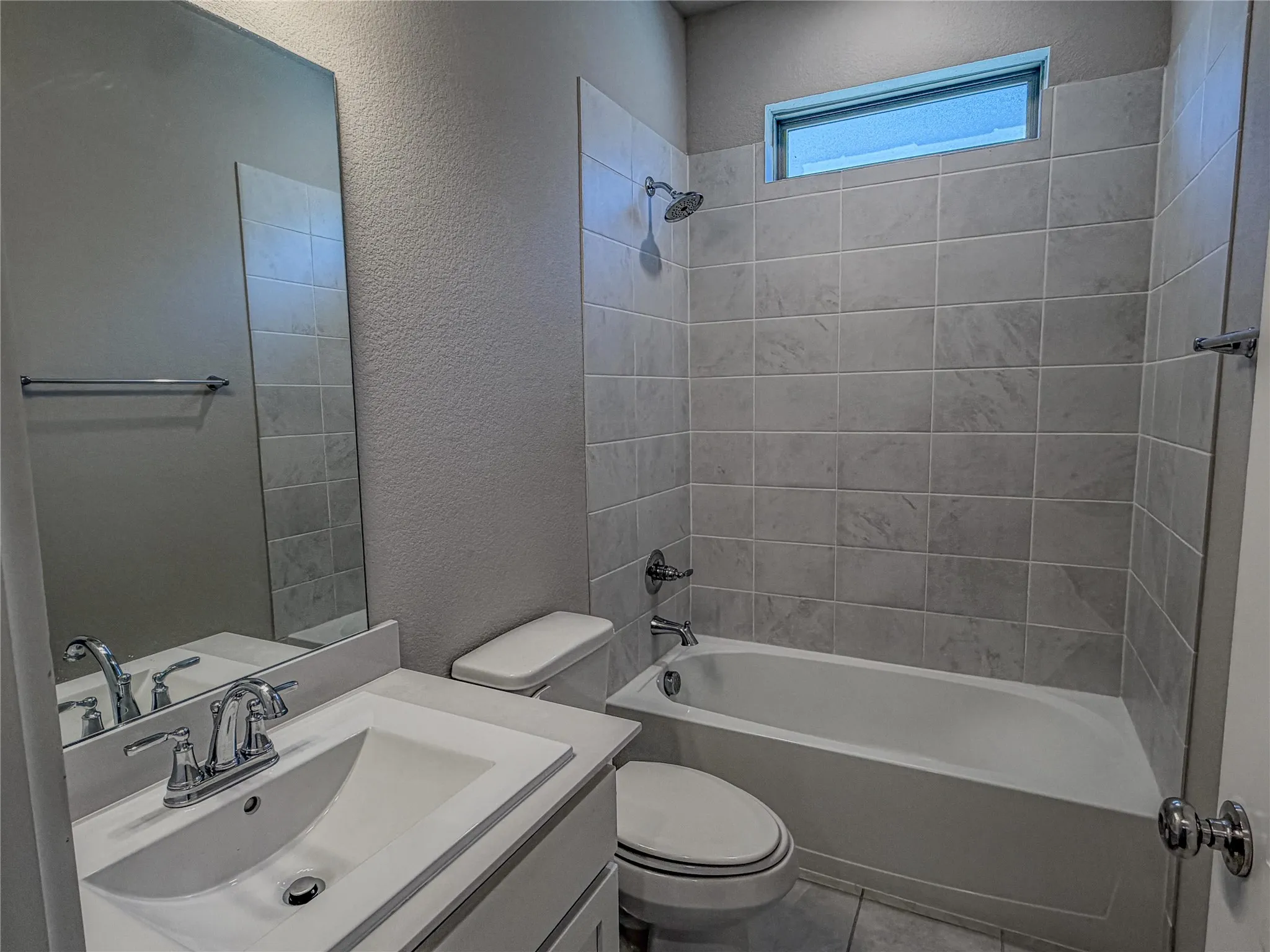 Single Family Residence For Sale in Tarrant County , 2429 Linto Street, Fort Worth, Texas 76179, 5 Bedroom, 4 Bathroom, 2 Garage spaces, 3,698 Sqft, built in 2023, mls#21397374, Real Estate Agent in Fort Worth, Homes For Sale in Tarrant county, Homes For Sale in Fort Worth, Realtor in Fort Worth Texas, Real Estate Brokerage Independent Realty Texas, Luminita Cordes Realtor