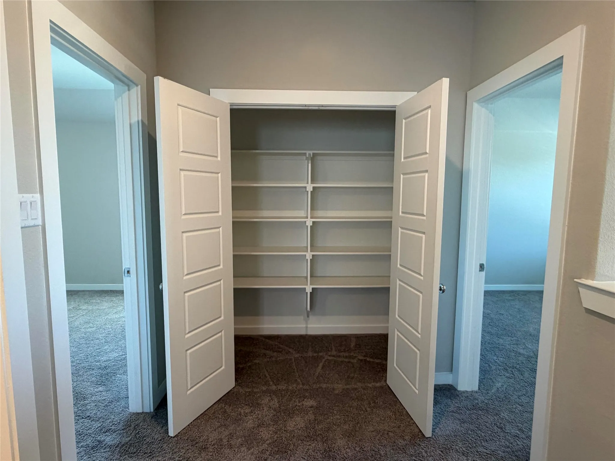 Single Family Residence For Sale in Tarrant County , 2429 Linto Street, Fort Worth, Texas 76179, 5 Bedroom, 4 Bathroom, 2 Garage spaces, 3,698 Sqft, built in 2023, mls#21397374, Real Estate Agent in Fort Worth, Homes For Sale in Tarrant county, Homes For Sale in Fort Worth, Realtor in Fort Worth Texas, Real Estate Brokerage Independent Realty Texas, Luminita Cordes Realtor
