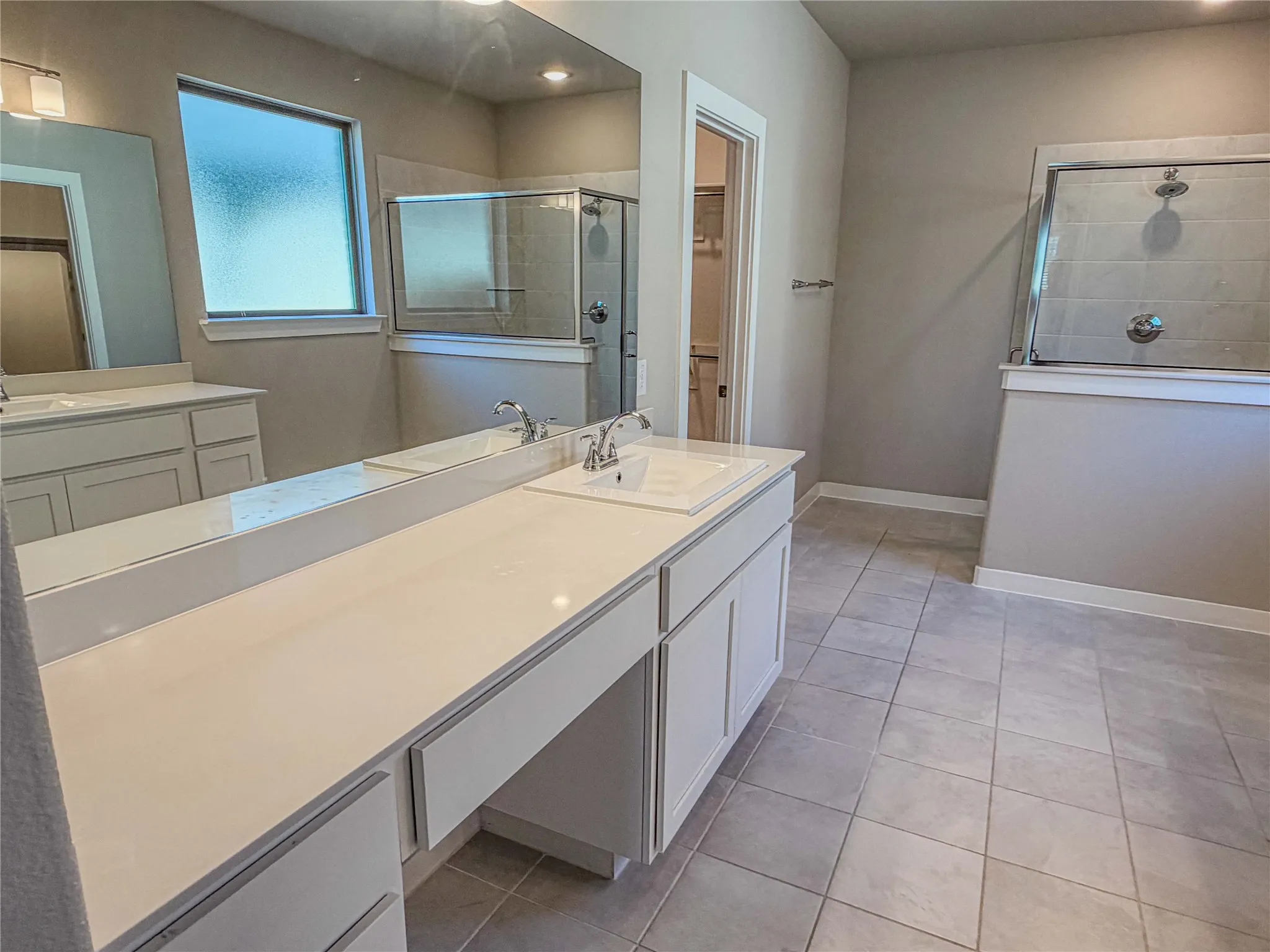Single Family Residence For Sale in Tarrant County , 2429 Linto Street, Fort Worth, Texas 76179, 5 Bedroom, 4 Bathroom, 2 Garage spaces, 3,698 Sqft, built in 2023, mls#21397374, Real Estate Agent in Fort Worth, Homes For Sale in Tarrant county, Homes For Sale in Fort Worth, Realtor in Fort Worth Texas, Real Estate Brokerage Independent Realty Texas, Luminita Cordes Realtor