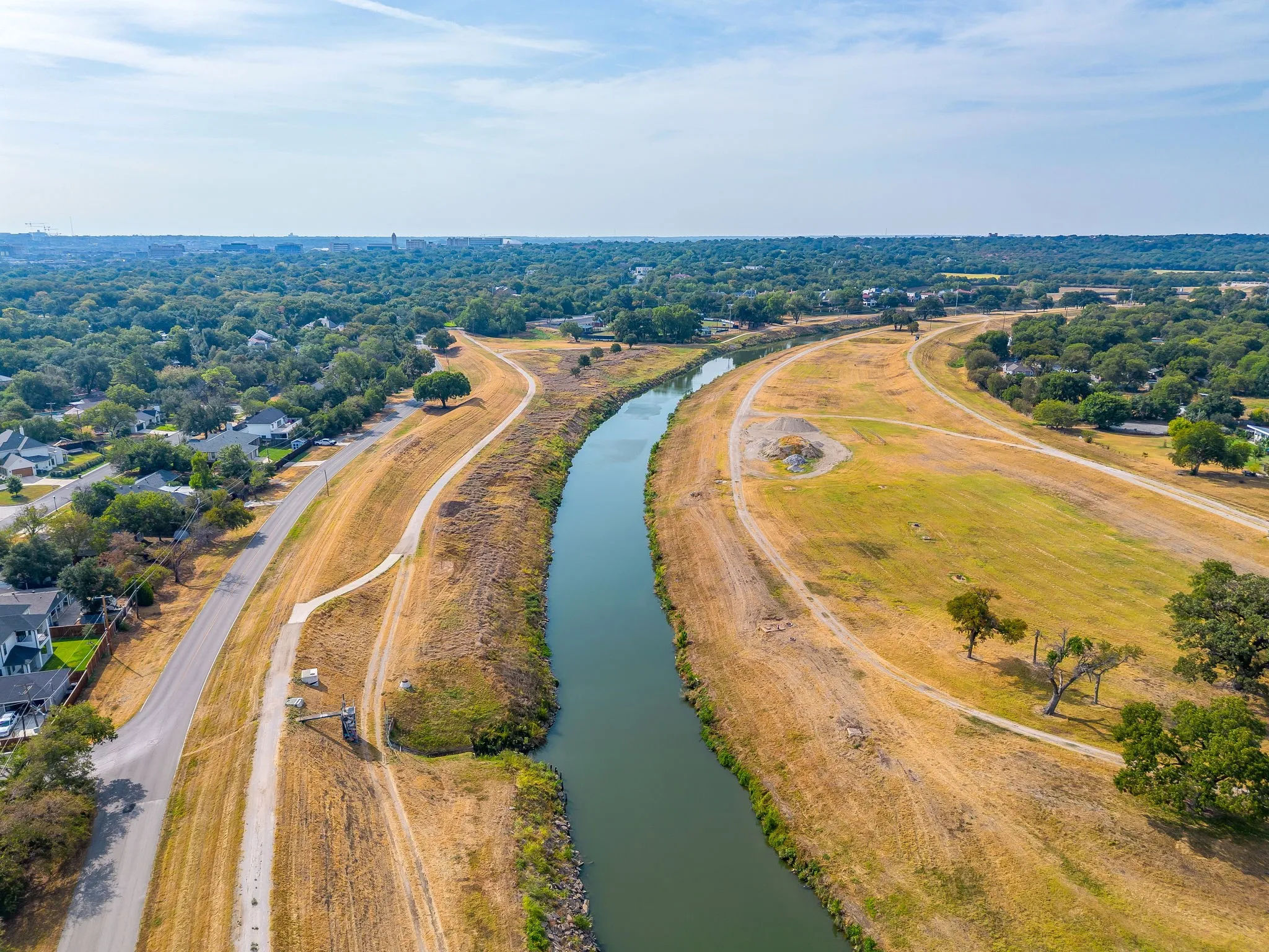 Improved Land For Sale in Tarrant County , 825 Edgefield Road, Fort Worth, Texas 76107, 0, 0, Garage spaces, 0 Sqft, built in 1942, mls#21393797, Real Estate Agent in Fort Worth, Homes For Sale in Tarrant county, Homes For Sale in Fort Worth, Realtor in Fort Worth Texas, Real Estate Brokerage Independent Realty Texas, Luminita Cordes Realtor