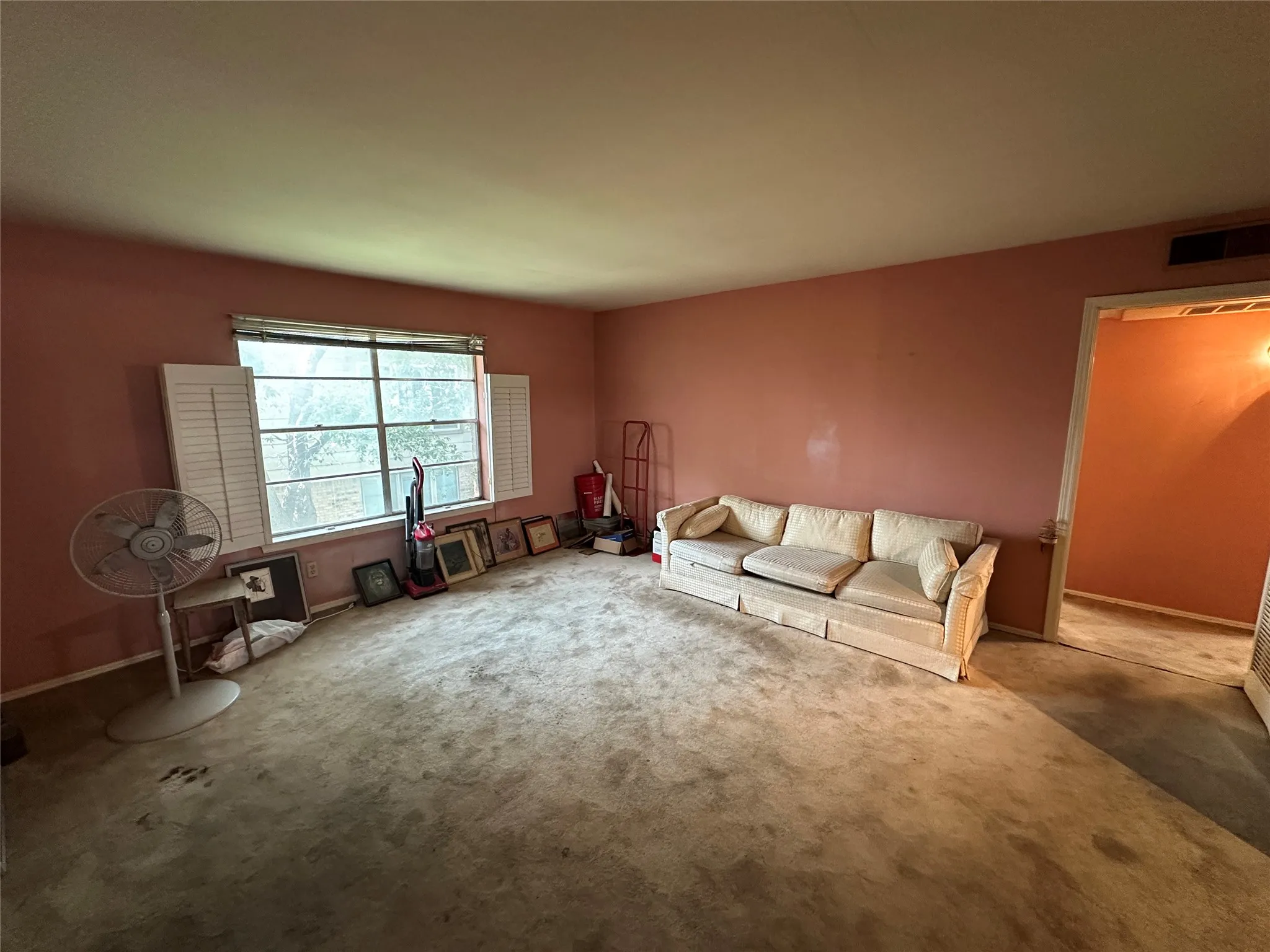 Condominium For Sale in Dallas County , 7939 Royal Lane 225, Dallas, Texas 75230, 2 Bedroom, 2 Bathroom, Garage spaces, 1,101 Sqft, built in 1964, mls#21396483, Real Estate Agent in Dallas, Homes For Sale in Dallas county, Homes For Sale in Dallas, Realtor in Dallas Texas, Real Estate Brokerage Independent Realty Texas, Luminita Cordes Realtor