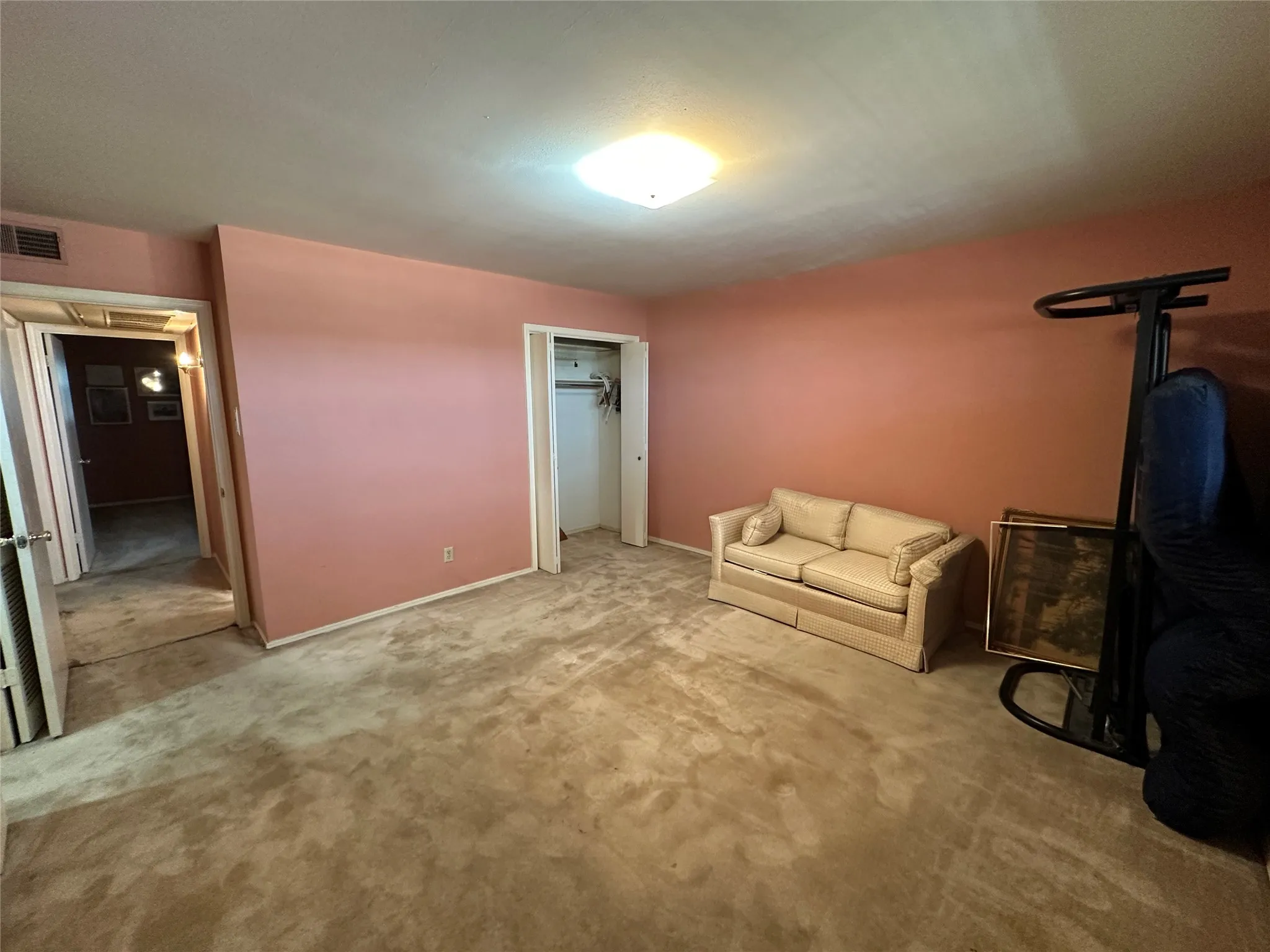 Condominium For Sale in Dallas County , 7939 Royal Lane 225, Dallas, Texas 75230, 2 Bedroom, 2 Bathroom, Garage spaces, 1,101 Sqft, built in 1964, mls#21396483, Real Estate Agent in Dallas, Homes For Sale in Dallas county, Homes For Sale in Dallas, Realtor in Dallas Texas, Real Estate Brokerage Independent Realty Texas, Luminita Cordes Realtor