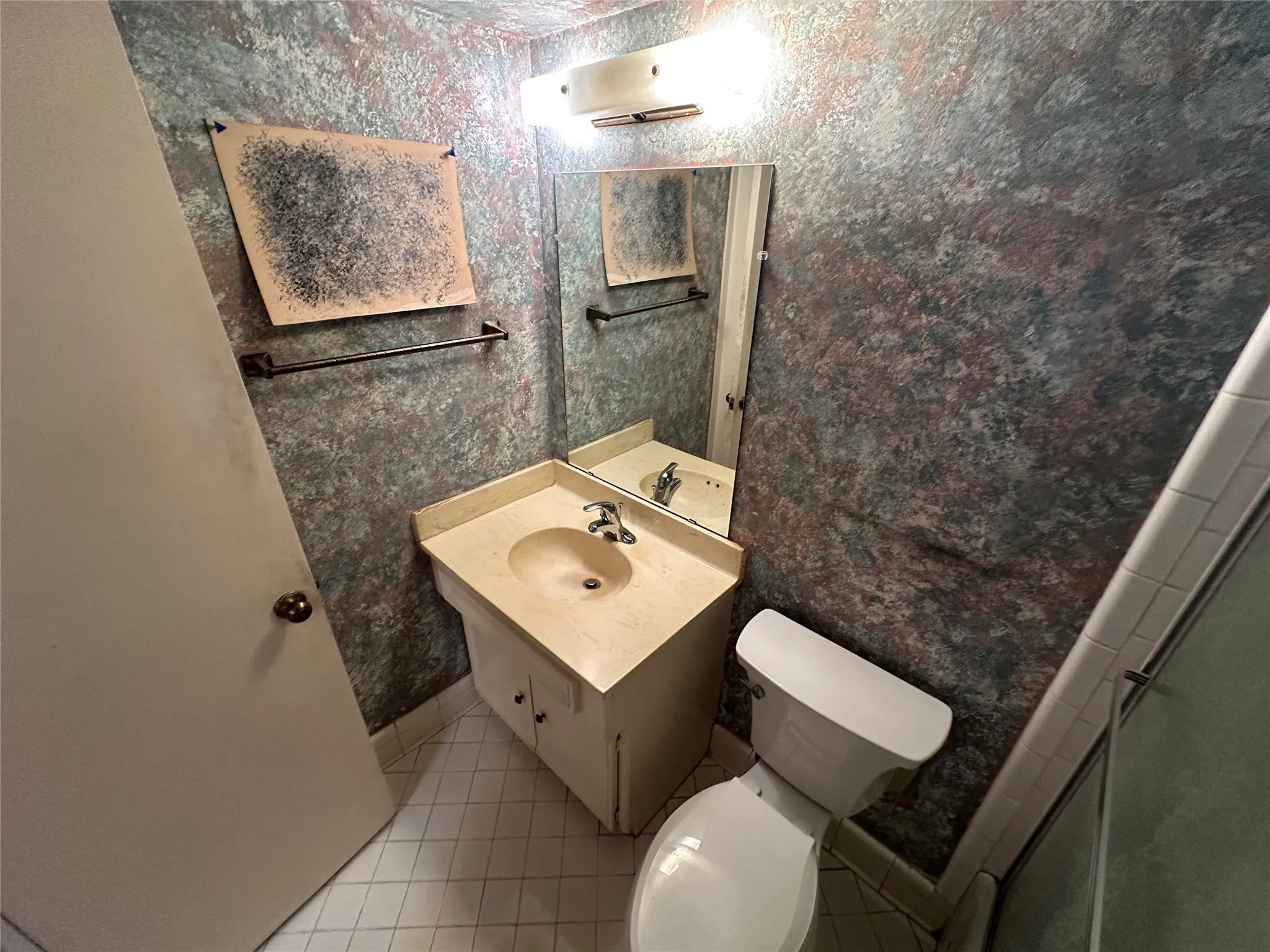 Condominium For Sale in Dallas County , 7939 Royal Lane 225, Dallas, Texas 75230, 2 Bedroom, 2 Bathroom, Garage spaces, 1,101 Sqft, built in 1964, mls#21396483, Real Estate Agent in Dallas, Homes For Sale in Dallas county, Homes For Sale in Dallas, Realtor in Dallas Texas, Real Estate Brokerage Independent Realty Texas, Luminita Cordes Realtor