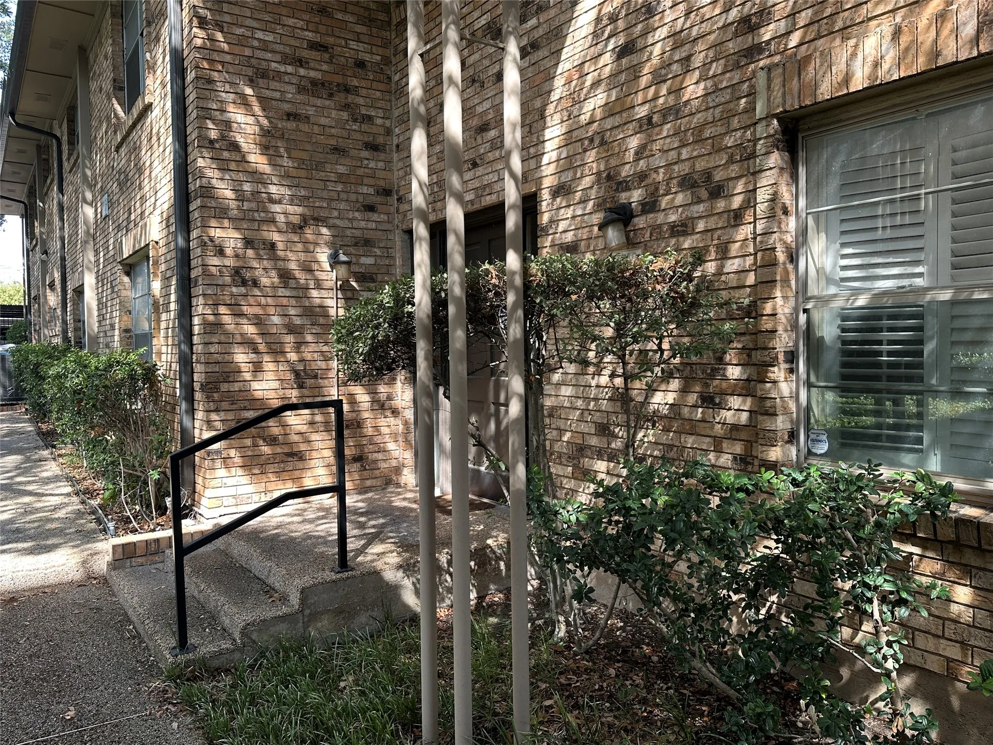 Condominium For Sale in Dallas County , 7939 Royal Lane 225, Dallas, Texas 75230, 2 Bedroom, 2 Bathroom, Garage spaces, 1,101 Sqft, built in 1964, mls#21396483, Real Estate Agent in Dallas, Homes For Sale in Dallas county, Homes For Sale in Dallas, Realtor in Dallas Texas, Real Estate Brokerage Independent Realty Texas, Luminita Cordes Realtor