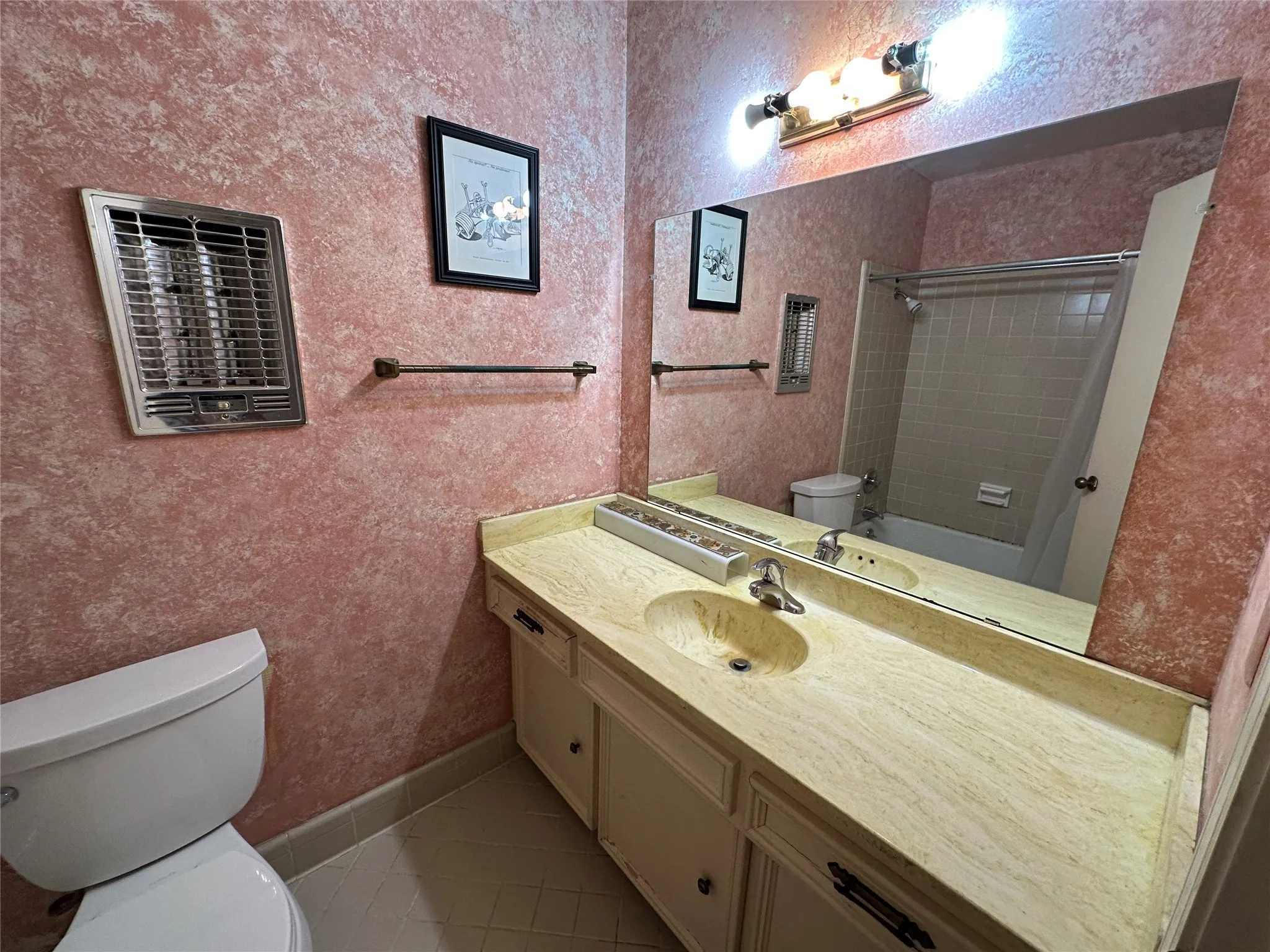 Condominium For Sale in Dallas County , 7939 Royal Lane 225, Dallas, Texas 75230, 2 Bedroom, 2 Bathroom, Garage spaces, 1,101 Sqft, built in 1964, mls#21396483, Real Estate Agent in Dallas, Homes For Sale in Dallas county, Homes For Sale in Dallas, Realtor in Dallas Texas, Real Estate Brokerage Independent Realty Texas, Luminita Cordes Realtor
