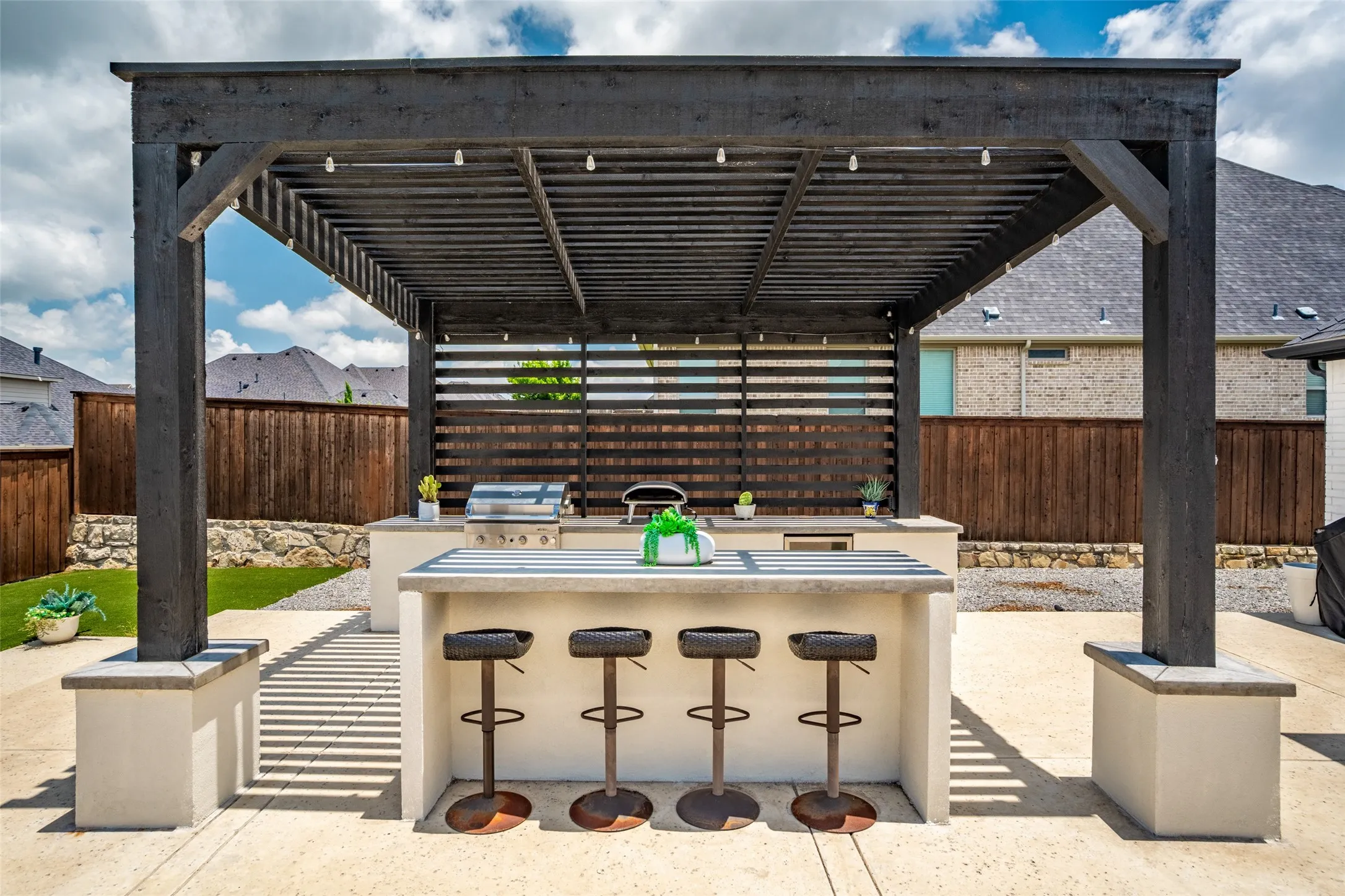 Single Family Residence For Rent in Collin County , 601 Sunbury Lane, Prosper, Texas 75078, 5 Bedroom, 3 Bathroom, 3 Garage spaces, 3,342 Sqft, built in 2018, mls#21397511, Real Estate Agent in Prosper, Homes For Rent in Collin county, Homes For Rent in Prosper, Realtor in Prosper Texas, Real Estate Brokerage Independent Realty Texas, Luminita Cordes Realtor