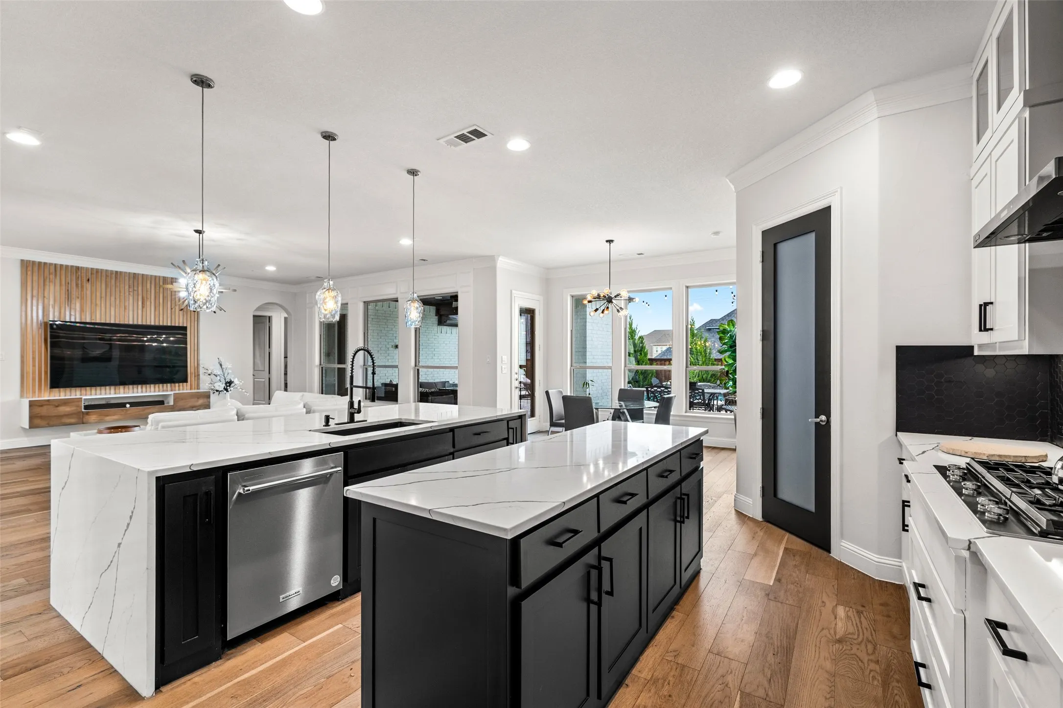 Single Family Residence For Rent in Collin County , 601 Sunbury Lane, Prosper, Texas 75078, 5 Bedroom, 3 Bathroom, 3 Garage spaces, 3,342 Sqft, built in 2018, mls#21397511, Real Estate Agent in Prosper, Homes For Rent in Collin county, Homes For Rent in Prosper, Realtor in Prosper Texas, Real Estate Brokerage Independent Realty Texas, Luminita Cordes Realtor