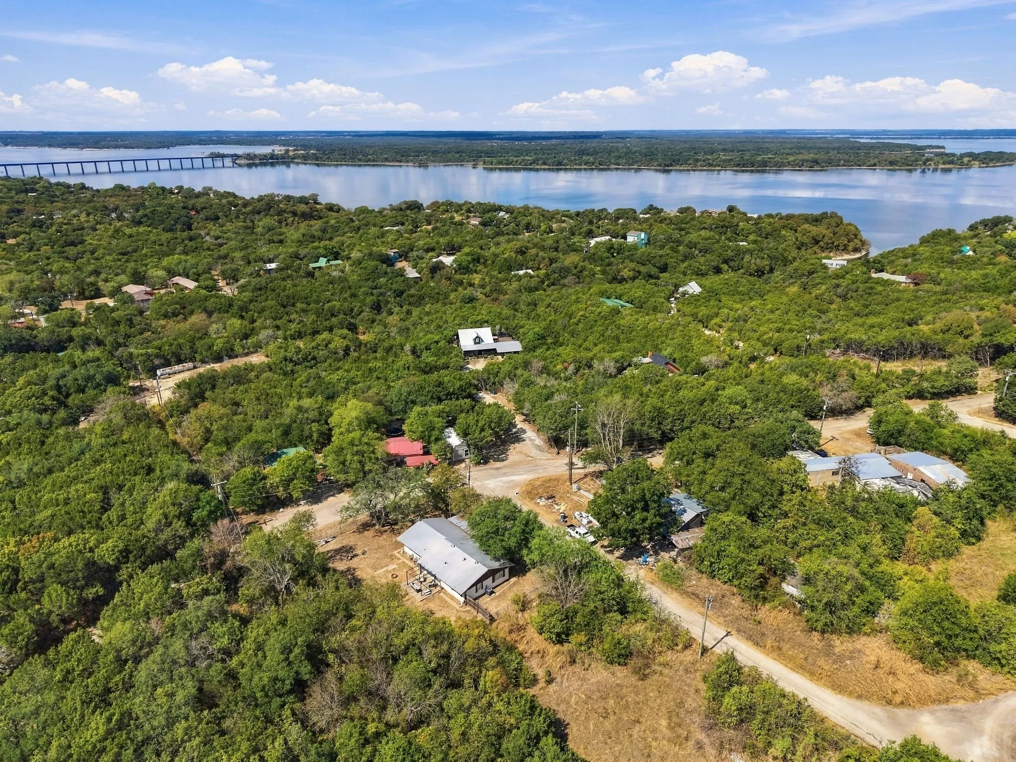 Single Family Residence For Sale in Hill County , 102 Creek Drive, Whitney, Texas 76692, 4 Bedroom, 1 Bathroom, Garage spaces, 1,523 Sqft, built in 0, mls#21395205, Real Estate Agent in Whitney, Homes For Sale in Hill county, Homes For Sale in Whitney, Realtor in Whitney Texas, Real Estate Brokerage Independent Realty Texas, Luminita Cordes Realtor