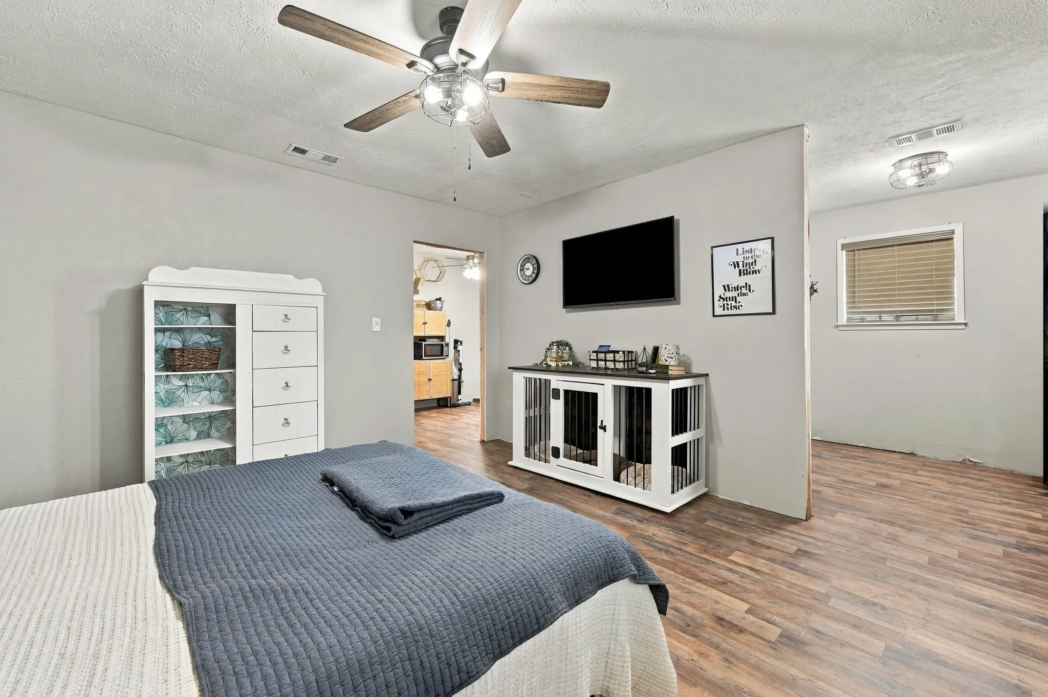 Single Family Residence For Sale in Hill County , 102 Creek Drive, Whitney, Texas 76692, 4 Bedroom, 1 Bathroom, Garage spaces, 1,523 Sqft, built in 0, mls#21395205, Real Estate Agent in Whitney, Homes For Sale in Hill county, Homes For Sale in Whitney, Realtor in Whitney Texas, Real Estate Brokerage Independent Realty Texas, Luminita Cordes Realtor