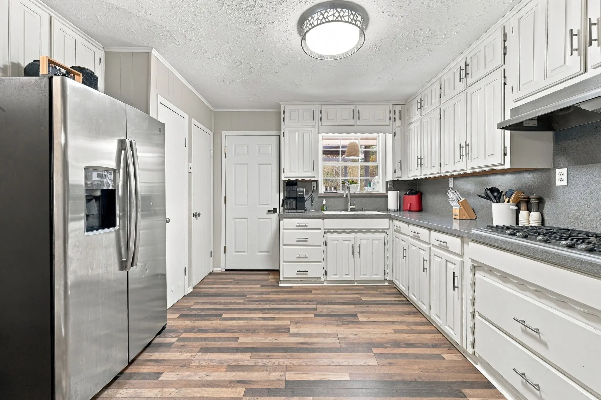 Single Family Residence For Sale in Hill County , 102 Creek Drive, Whitney, Texas 76692, 4 Bedroom, 1 Bathroom, Garage spaces, 1,523 Sqft, built in 0, mls#21395205, Real Estate Agent in Whitney, Homes For Sale in Hill county, Homes For Sale in Whitney, Realtor in Whitney Texas, Real Estate Brokerage Independent Realty Texas, Luminita Cordes Realtor