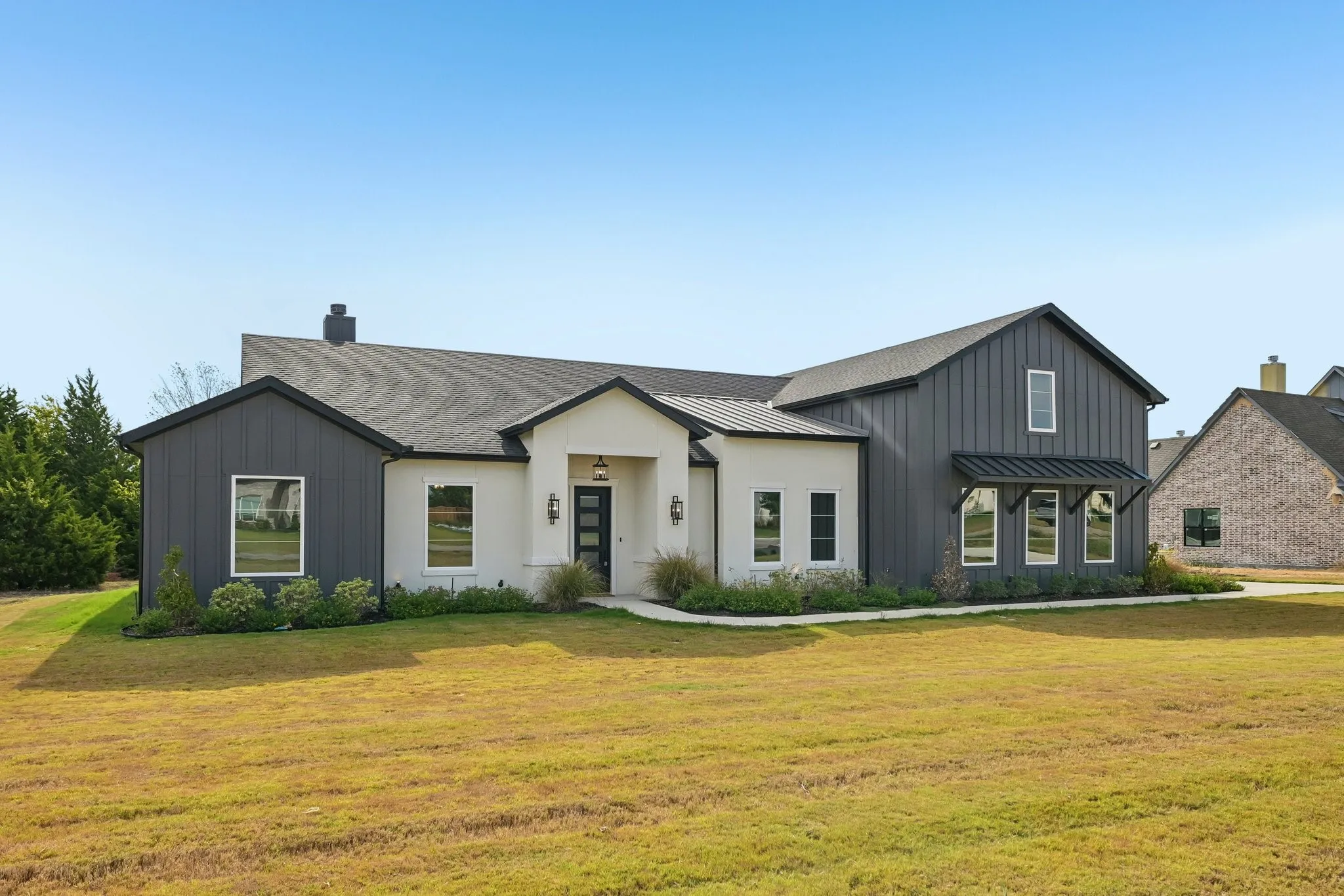Single Family Residence For Sale in Ellis County , 3080 Glen Oaks Drive, Waxahachie, Texas 75165, 4 Bedroom, 4 Bathroom, 3 Garage spaces, 3,406 Sqft, built in 2025, mls#21397474, Real Estate Agent in Waxahachie, Homes For Sale in Ellis county, Homes For Sale in Waxahachie, Realtor in Waxahachie Texas, Real Estate Brokerage Independent Realty Texas, Luminita Cordes Realtor