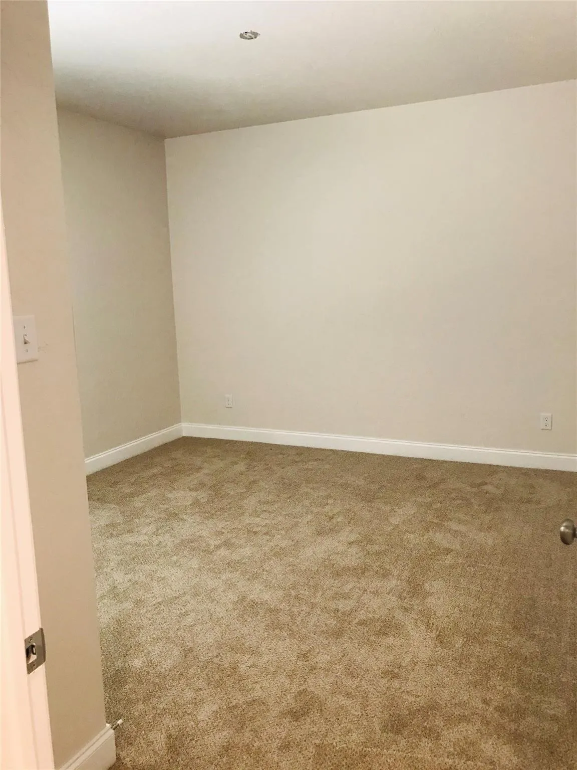 Single Family Residence For Rent in Hunt County , 1719 Park Street, Commerce, Texas 75428, 3 Bedroom, 2 Bathroom, 1 Garage spaces, 1,400 Sqft, built in 2020, mls#21397524, Real Estate Agent in Commerce, Homes For Rent in Hunt county, Homes For Rent in Commerce, Realtor in Commerce Texas, Real Estate Brokerage Independent Realty Texas, Luminita Cordes Realtor