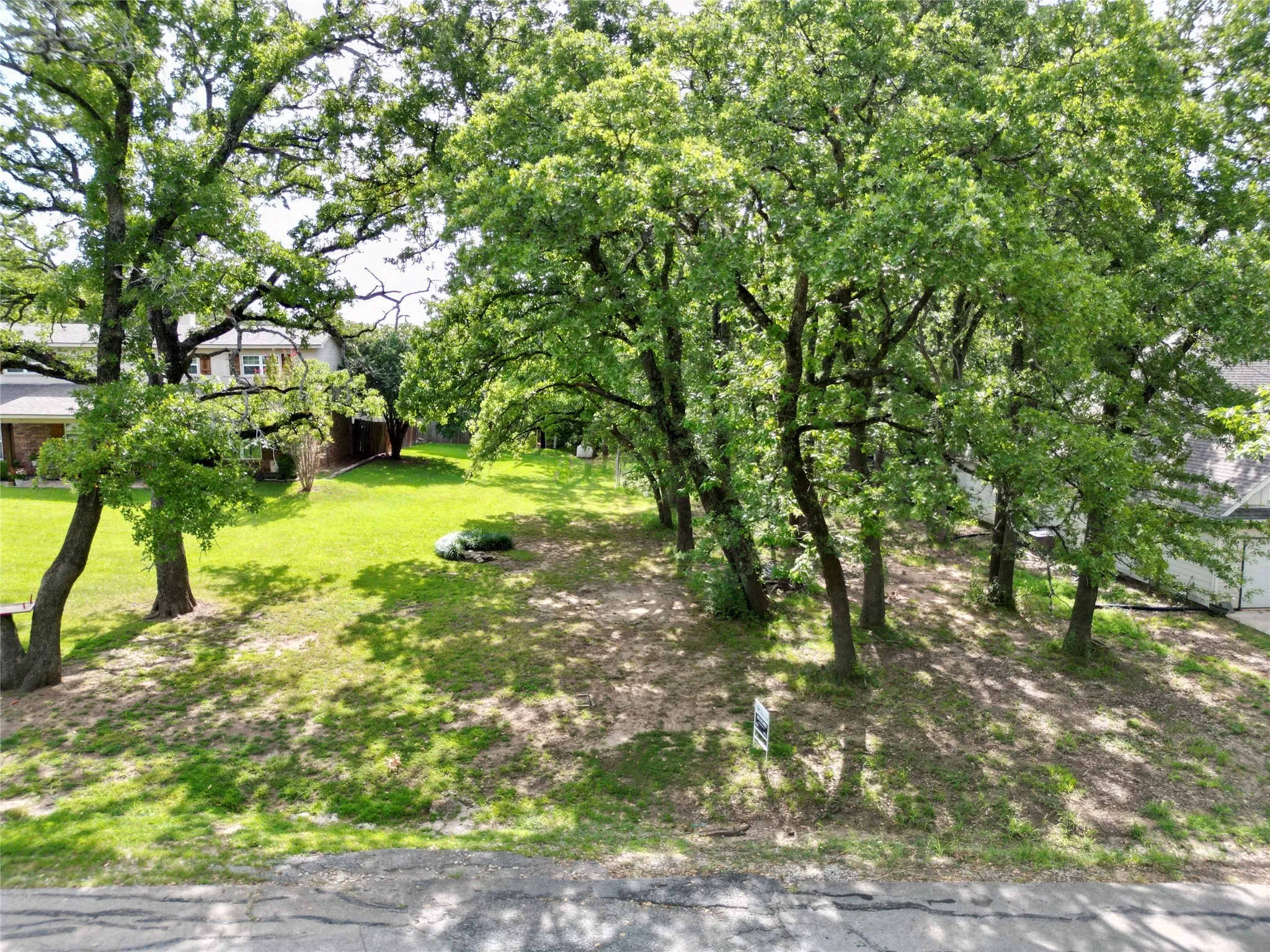 Unimproved Land For Sale in Grayson County , TBD Deleon Street, Denison, Texas 75020, 0, 0, Garage spaces, 0 Sqft, built in 0, mls#21397472, Real Estate Agent in Denison, Homes For Sale in Grayson county, Homes For Sale in Denison, Realtor in Denison Texas, Real Estate Brokerage Independent Realty Texas, Luminita Cordes Realtor