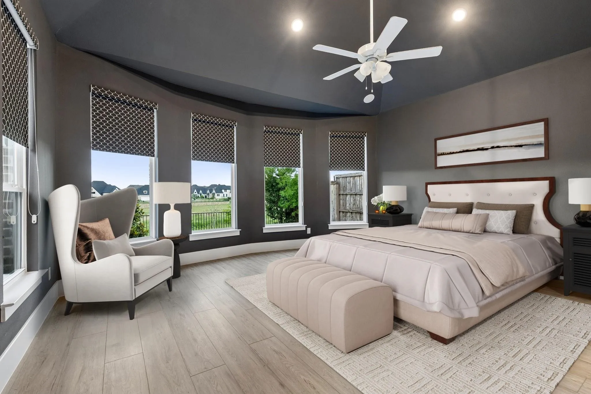 Tray ceiling with recessed lighting