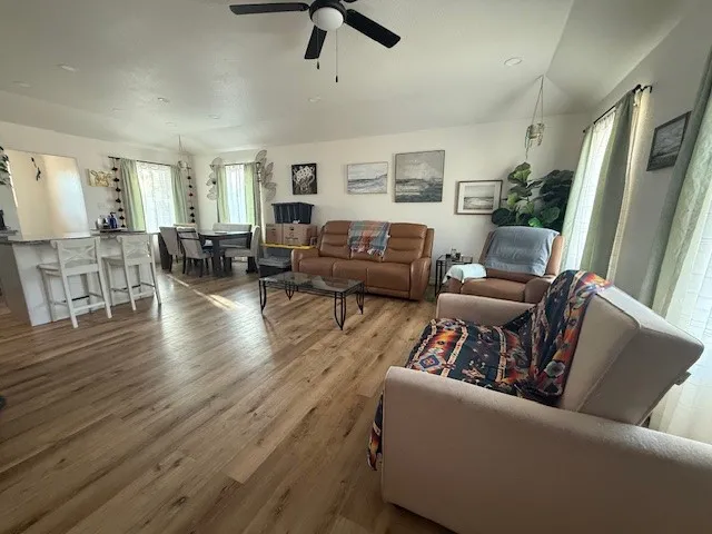 Single Family Residence For Rent in Taylor County , 1581 Oak Street, Abilene, Texas 79602, 3 Bedroom, 2 Bathroom, Garage spaces, 1,284 Sqft, built in 2022, mls#21397529, Real Estate Agent in Abilene, Homes For Rent in Taylor county, Homes For Rent in Abilene, Realtor in Abilene Texas, Real Estate Brokerage Independent Realty Texas, Luminita Cordes Realtor