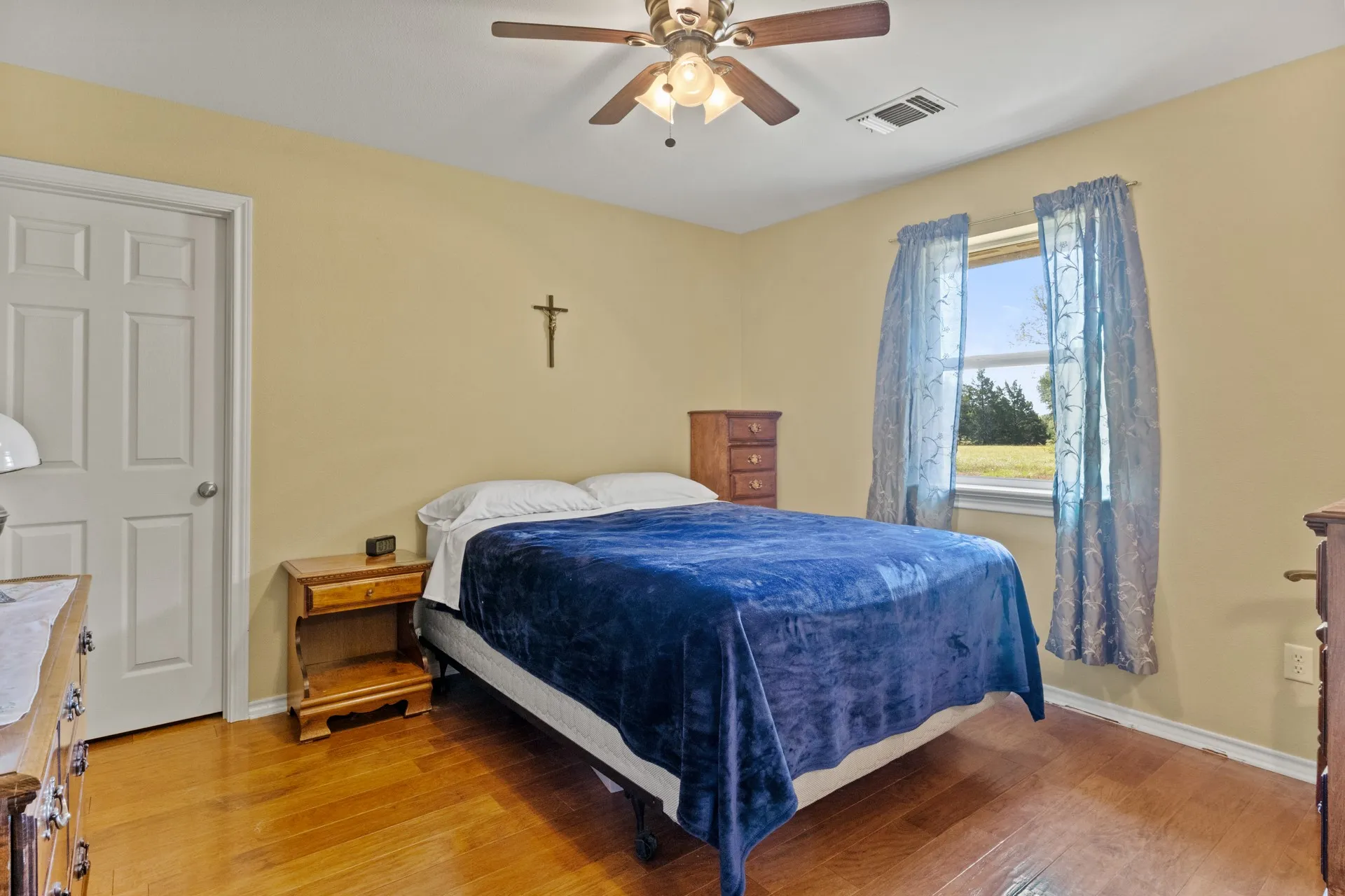 Farm For Sale in Camp County , 579 FM 1522, Pittsburg, Texas 75686, 4 Bedroom, 4 Bathroom, 2 Garage spaces, 2,849 Sqft, built in 1972, mls#21396295, Real Estate Agent in Pittsburg, Homes For Sale in Camp county, Homes For Sale in Pittsburg, Realtor in Pittsburg Texas, Real Estate Brokerage Independent Realty Texas, Luminita Cordes Realtor