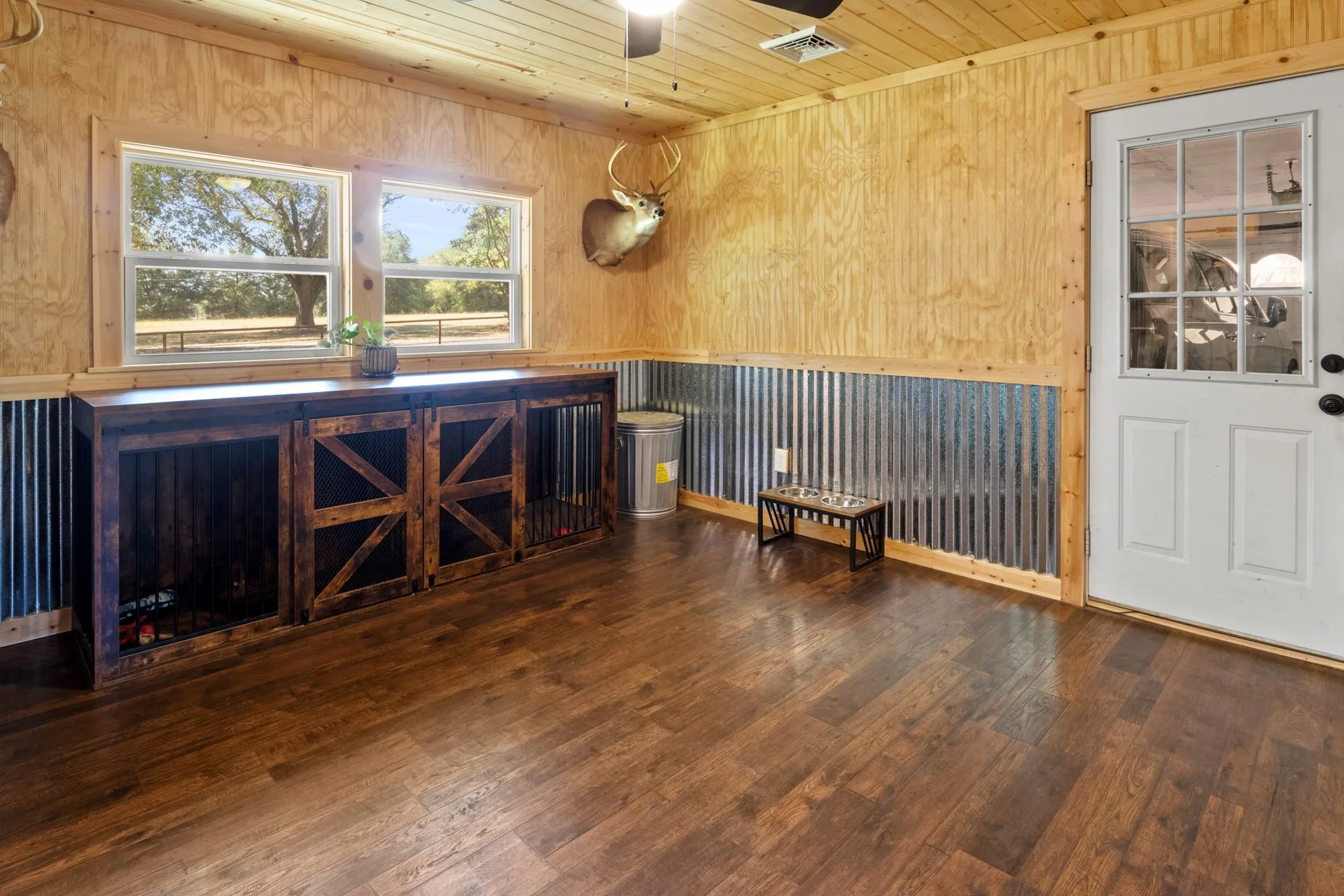Farm For Sale in Camp County , 579 FM 1522, Pittsburg, Texas 75686, 4 Bedroom, 4 Bathroom, 2 Garage spaces, 2,849 Sqft, built in 1972, mls#21396295, Real Estate Agent in Pittsburg, Homes For Sale in Camp county, Homes For Sale in Pittsburg, Realtor in Pittsburg Texas, Real Estate Brokerage Independent Realty Texas, Luminita Cordes Realtor