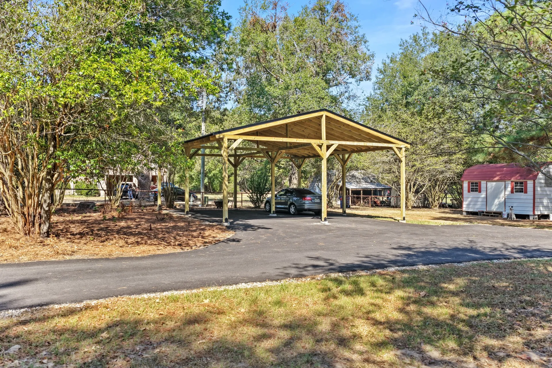 Farm For Sale in Camp County , 579 FM 1522, Pittsburg, Texas 75686, 4 Bedroom, 4 Bathroom, 2 Garage spaces, 2,849 Sqft, built in 1972, mls#21396295, Real Estate Agent in Pittsburg, Homes For Sale in Camp county, Homes For Sale in Pittsburg, Realtor in Pittsburg Texas, Real Estate Brokerage Independent Realty Texas, Luminita Cordes Realtor