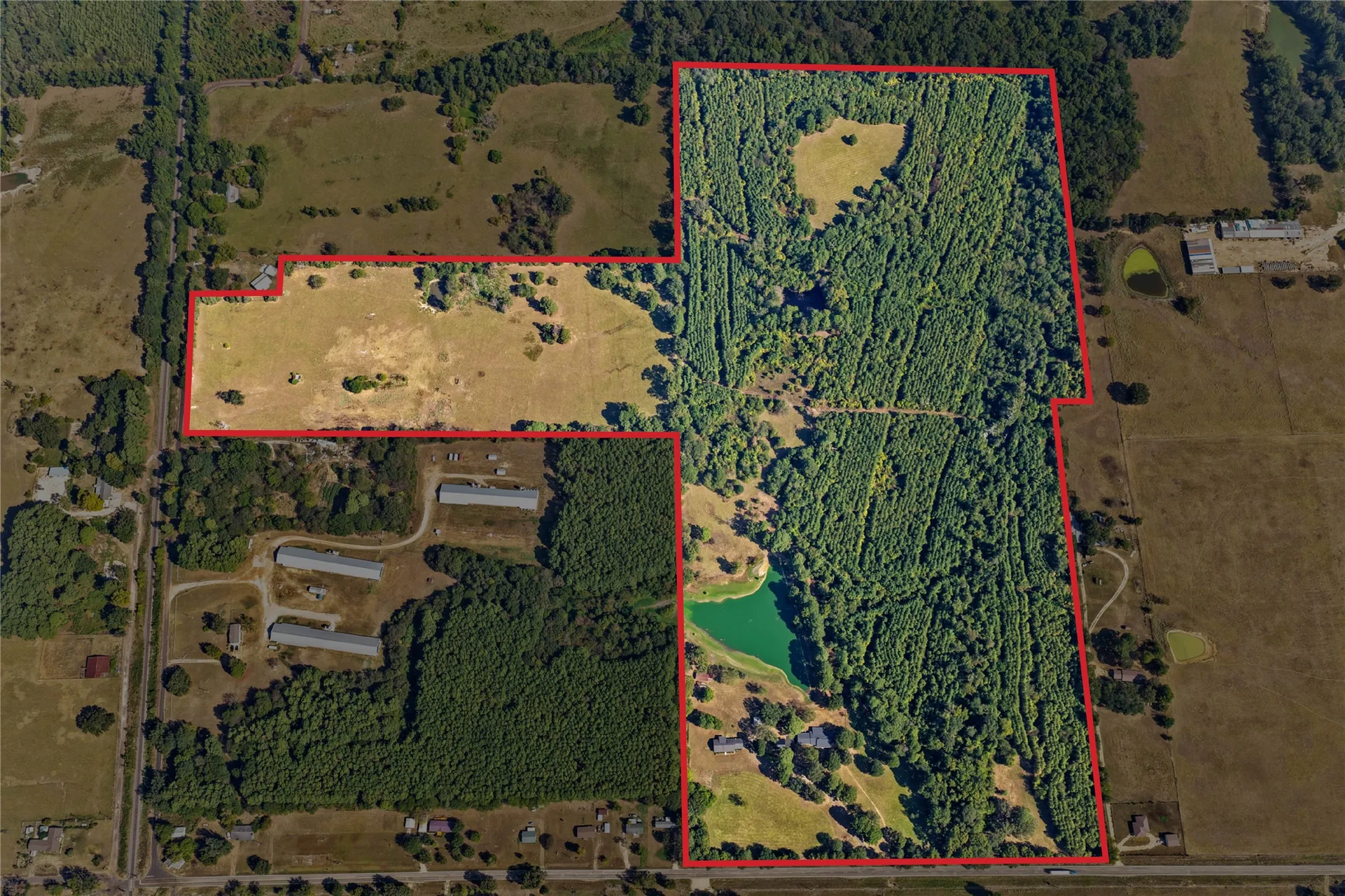 Farm For Sale in Camp County , 579 FM 1522, Pittsburg, Texas 75686, 4 Bedroom, 4 Bathroom, 2 Garage spaces, 2,849 Sqft, built in 1972, mls#21396295, Real Estate Agent in Pittsburg, Homes For Sale in Camp county, Homes For Sale in Pittsburg, Realtor in Pittsburg Texas, Real Estate Brokerage Independent Realty Texas, Luminita Cordes Realtor