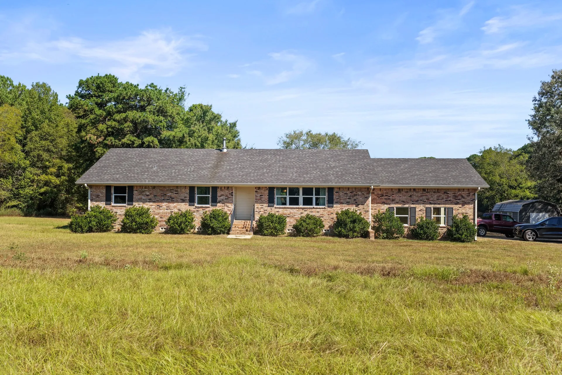 Farm For Sale in Camp County , 579 FM 1522, Pittsburg, Texas 75686, 4 Bedroom, 4 Bathroom, 2 Garage spaces, 2,849 Sqft, built in 1972, mls#21396295, Real Estate Agent in Pittsburg, Homes For Sale in Camp county, Homes For Sale in Pittsburg, Realtor in Pittsburg Texas, Real Estate Brokerage Independent Realty Texas, Luminita Cordes Realtor