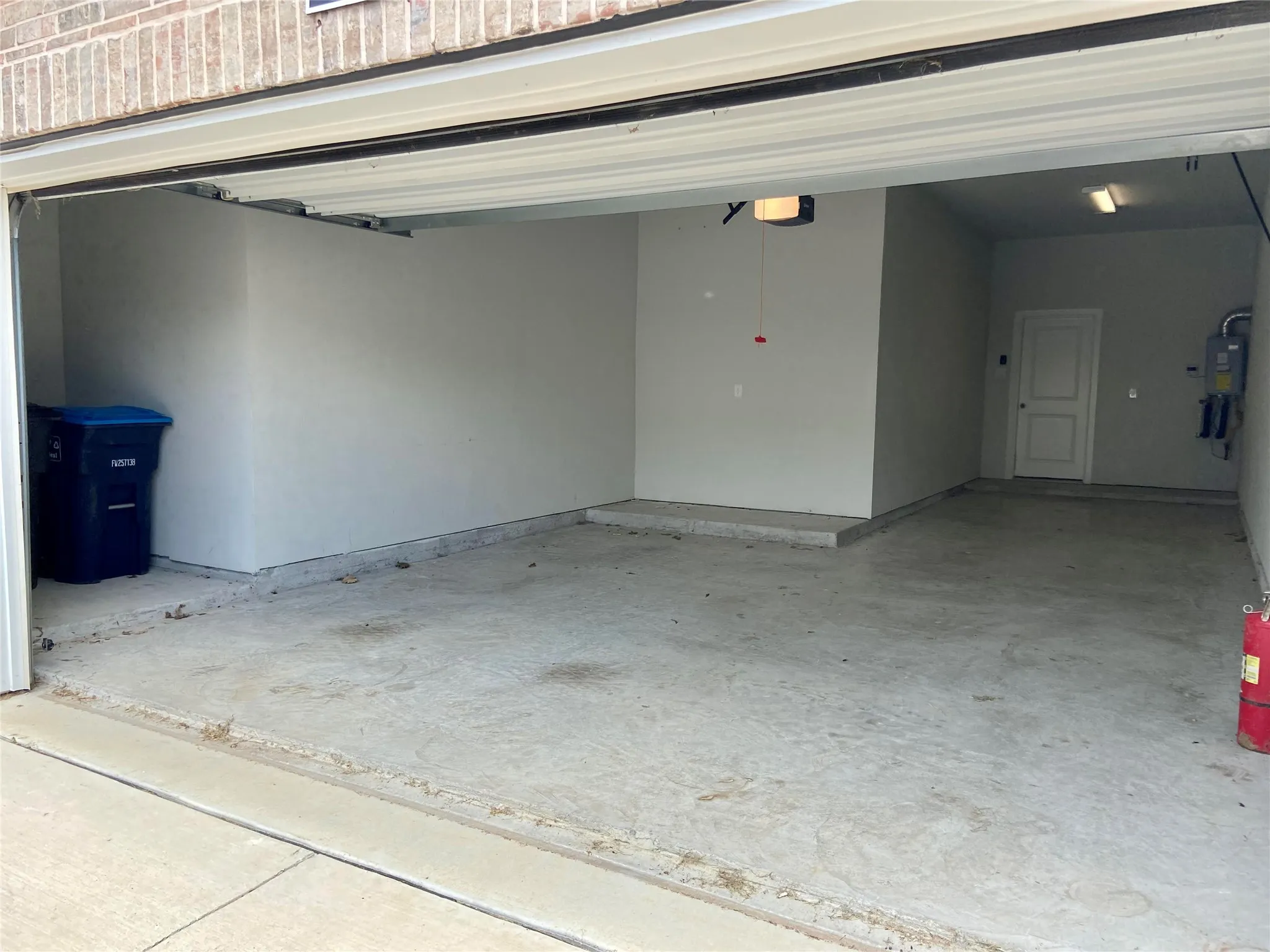 Single Family Residence For Rent in Parker County , 13629 Sweetwalk Place, Fort Worth, Texas 76008, 4 Bedroom, 3 Bathroom, 2 Garage spaces, 2,656 Sqft, built in 2018, mls#21397432, Real Estate Agent in Fort Worth, Homes For Rent in Parker county, Homes For Rent in Fort Worth, Realtor in Fort Worth Texas, Real Estate Brokerage Independent Realty Texas, Luminita Cordes Realtor