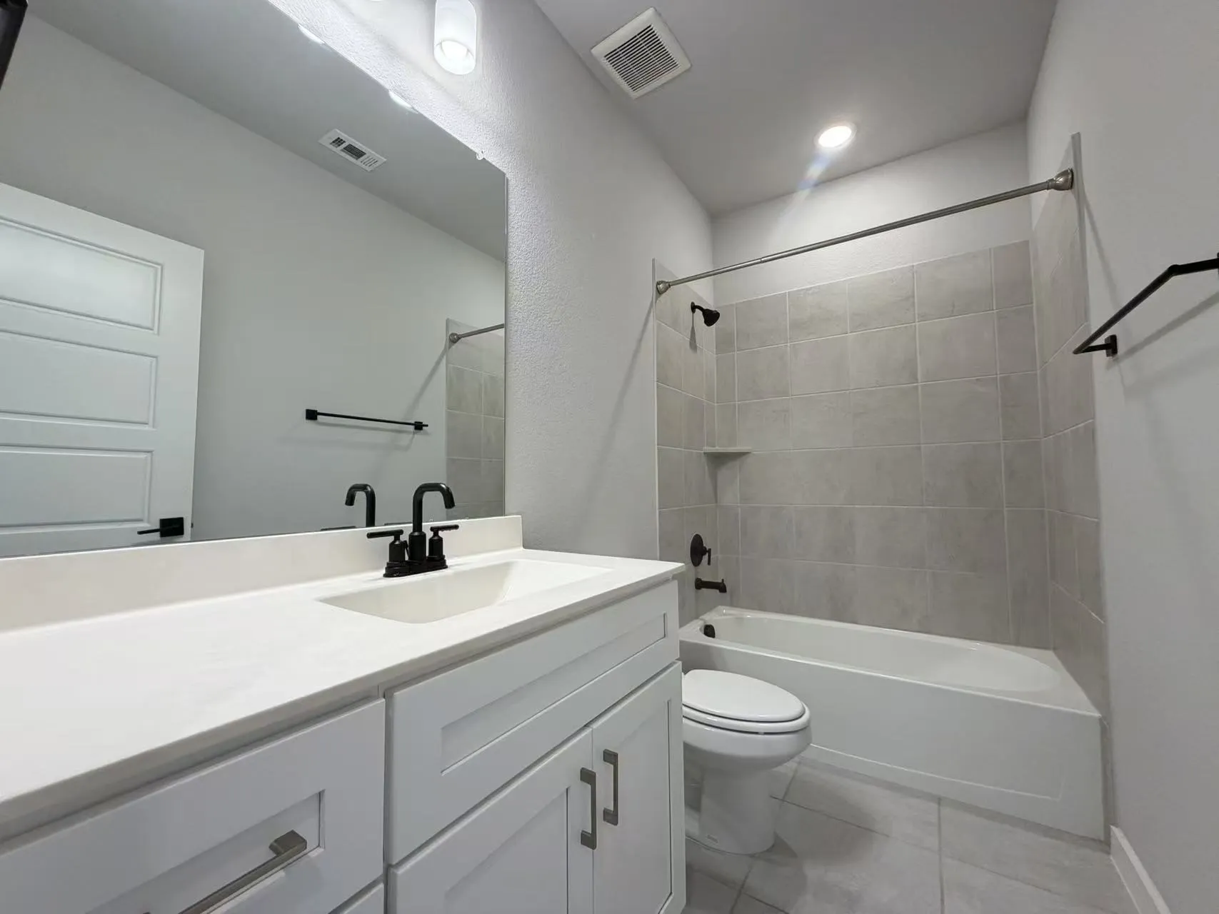 Single Family Residence For Rent in Collin County , 4008 Nightingale Street, Celina, Texas 75009, 4 Bedroom, 3 Bathroom, 2 Garage spaces, 2,040 Sqft, built in 2021, mls#21397531, Real Estate Agent in Celina, Homes For Rent in Collin county, Homes For Rent in Celina, Realtor in Celina Texas, Real Estate Brokerage Independent Realty Texas, Luminita Cordes Realtor