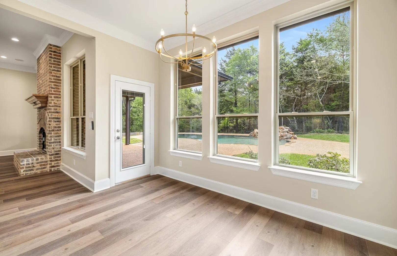 Single Family Residence For Sale in Smith County , 333 Hines Crossing, Bullard, Texas 75757, 4 Bedroom, 4 Bathroom, 3 Garage spaces, 2,827 Sqft, built in 2007, mls#21392074, Real Estate Agent in Bullard, Homes For Sale in Smith county, Homes For Sale in Bullard, Realtor in Bullard Texas, Real Estate Brokerage Independent Realty Texas, Luminita Cordes Realtor
