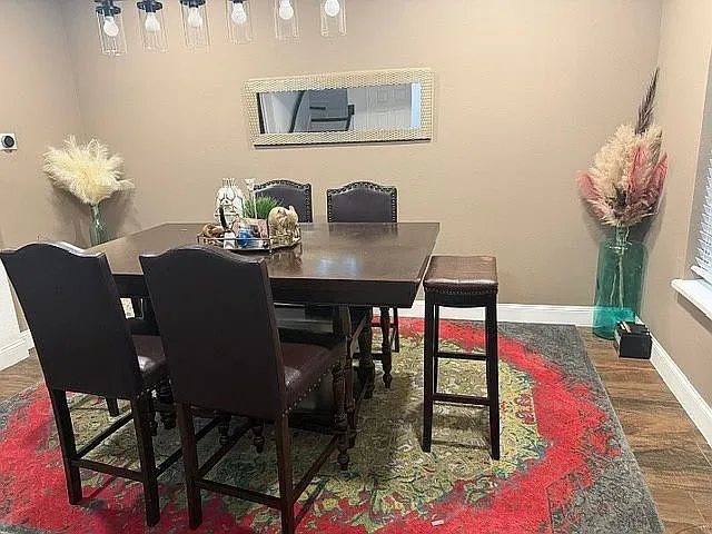 Single Family Residence For Sale in Denton County , 2907 Yukon Drive, Corinth, Texas 76210, 4 Bedroom, 3 Bathroom, 2 Garage spaces, 2,449 Sqft, built in 1995, mls#21397217, Real Estate Agent in Corinth, Homes For Sale in Denton county, Homes For Sale in Corinth, Realtor in Corinth Texas, Real Estate Brokerage Independent Realty Texas, Luminita Cordes Realtor