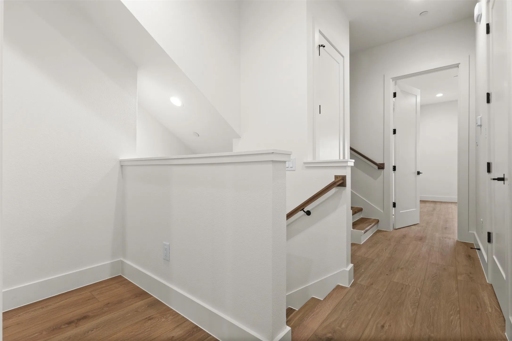 Townhouse For Sale in Dallas County , 2203 Hondo Avenue 305, Dallas, Texas 75219, 3 Bedroom, 4 Bathroom, 2 Garage spaces, 2,440 Sqft, built in 2025, mls#21394998, Real Estate Agent in Dallas, Homes For Sale in Dallas county, Homes For Sale in Dallas, Realtor in Dallas Texas, Real Estate Brokerage Independent Realty Texas, Luminita Cordes Realtor