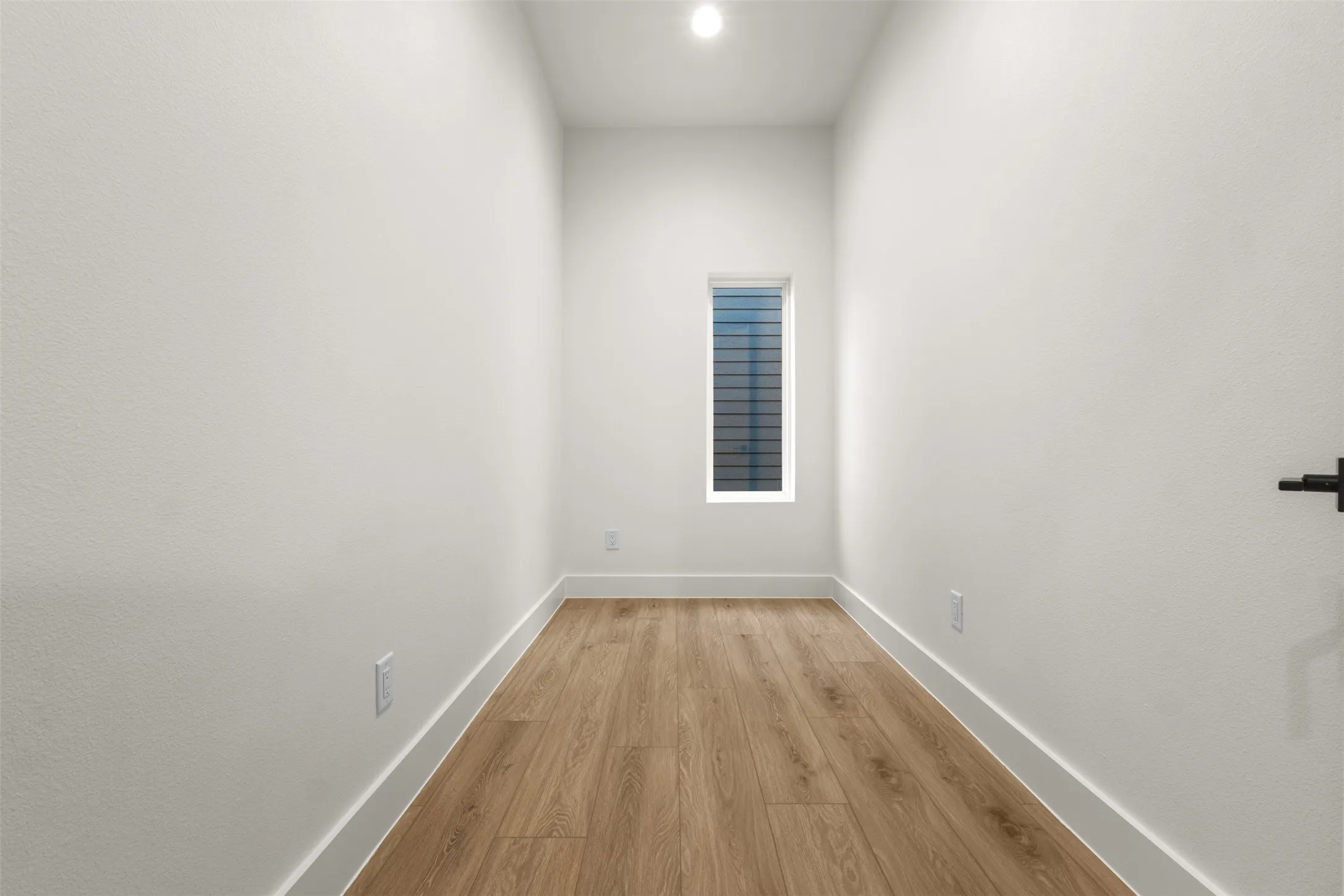 Townhouse For Sale in Dallas County , 2203 Hondo Avenue 305, Dallas, Texas 75219, 3 Bedroom, 4 Bathroom, 2 Garage spaces, 2,440 Sqft, built in 2025, mls#21394998, Real Estate Agent in Dallas, Homes For Sale in Dallas county, Homes For Sale in Dallas, Realtor in Dallas Texas, Real Estate Brokerage Independent Realty Texas, Luminita Cordes Realtor