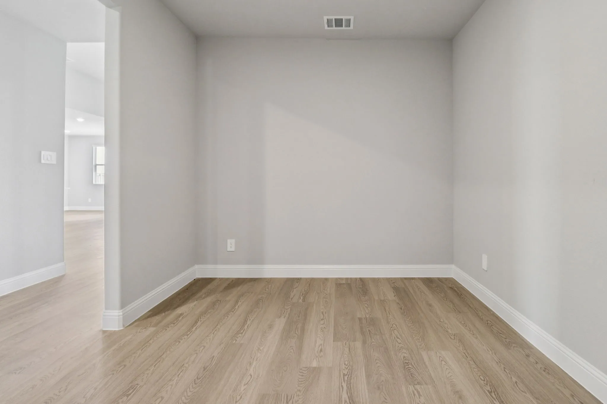 Photo is not of the actual home, but is an inspirational photo of builder’s model home and may depict options, furnishings, and/or decorator features that are not included.