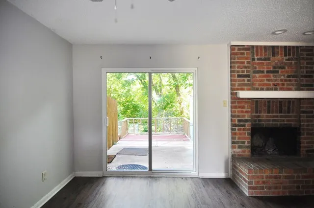 Apartment For Rent in Dallas County , 5502 Loving Drive 4, Garland, Texas 75043, 2 Bedroom, 2 Bathroom, 1 Garage spaces, 4,320 Sqft, built in 1984, mls#21397522, Real Estate Agent in Garland, Homes For Rent in Dallas county, Homes For Rent in Garland, Realtor in Garland Texas, Real Estate Brokerage Independent Realty Texas, Luminita Cordes Realtor