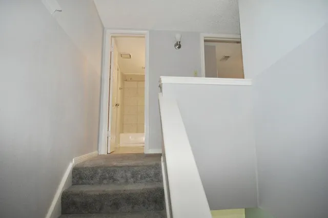 Apartment For Rent in Dallas County , 5502 Loving Drive 4, Garland, Texas 75043, 2 Bedroom, 2 Bathroom, 1 Garage spaces, 4,320 Sqft, built in 1984, mls#21397522, Real Estate Agent in Garland, Homes For Rent in Dallas county, Homes For Rent in Garland, Realtor in Garland Texas, Real Estate Brokerage Independent Realty Texas, Luminita Cordes Realtor
