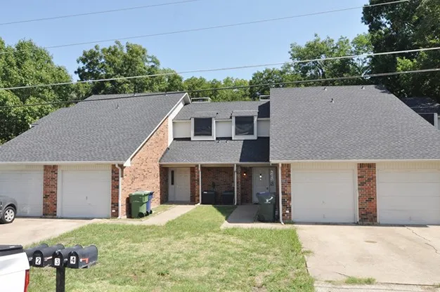 Apartment For Rent in Dallas County , 5502 Loving Drive 4, Garland, Texas 75043, 2 Bedroom, 2 Bathroom, 1 Garage spaces, 4,320 Sqft, built in 1984, mls#21397522, Real Estate Agent in Garland, Homes For Rent in Dallas county, Homes For Rent in Garland, Realtor in Garland Texas, Real Estate Brokerage Independent Realty Texas, Luminita Cordes Realtor