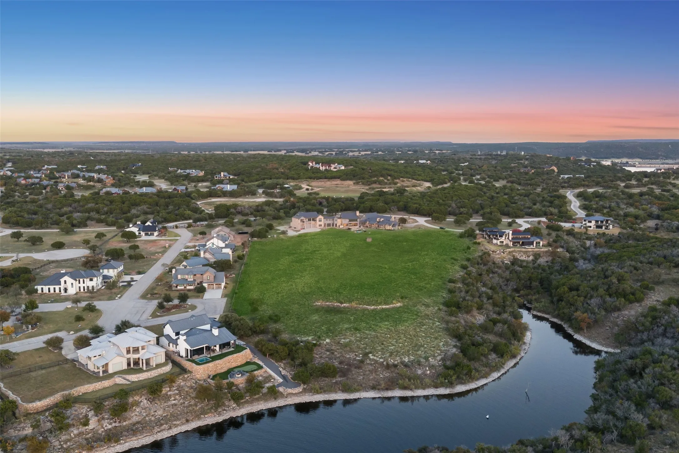 Single Family Residence For Sale in Palo Pinto County , 1091 Hill Country Court, Graford, Texas 76449, 8 Bedroom, 10 Bathroom, 8 Garage spaces, 10,824 Sqft, built in 1997, mls#21396480, Real Estate Agent in Graford, Homes For Sale in Palo Pinto county, Homes For Sale in Graford, Realtor in Graford Texas, Real Estate Brokerage Independent Realty Texas, Luminita Cordes Realtor