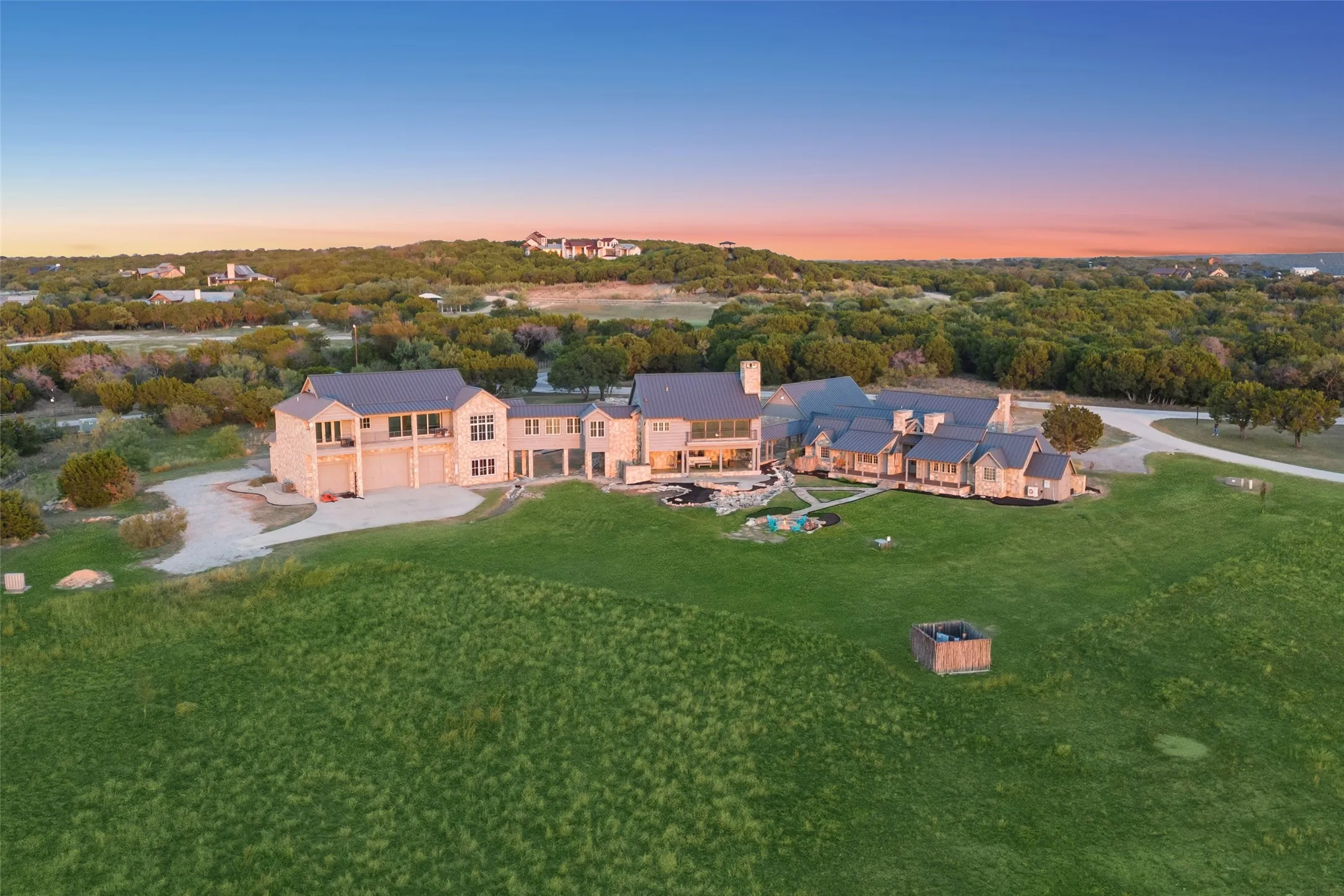 Single Family Residence For Sale in Palo Pinto County , 1091 Hill Country Court, Graford, Texas 76449, 8 Bedroom, 10 Bathroom, 8 Garage spaces, 10,824 Sqft, built in 1997, mls#21396480, Real Estate Agent in Graford, Homes For Sale in Palo Pinto county, Homes For Sale in Graford, Realtor in Graford Texas, Real Estate Brokerage Independent Realty Texas, Luminita Cordes Realtor
