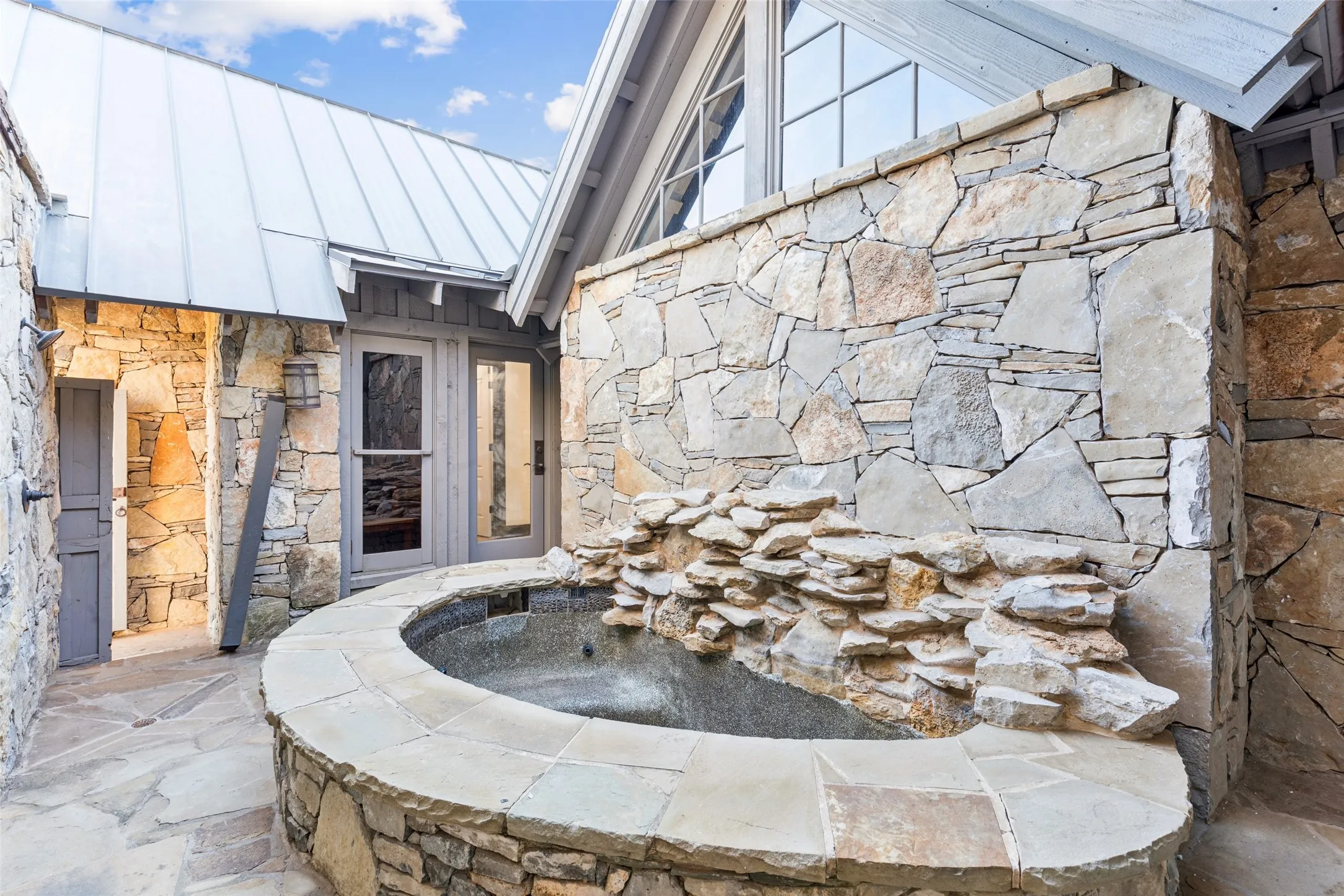 Single Family Residence For Sale in Palo Pinto County , 1091 Hill Country Court, Graford, Texas 76449, 8 Bedroom, 10 Bathroom, 8 Garage spaces, 10,824 Sqft, built in 1997, mls#21396480, Real Estate Agent in Graford, Homes For Sale in Palo Pinto county, Homes For Sale in Graford, Realtor in Graford Texas, Real Estate Brokerage Independent Realty Texas, Luminita Cordes Realtor