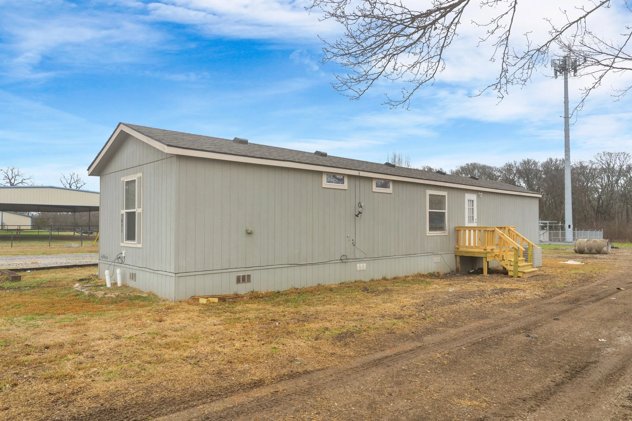 Mobile Home For Rent in Collin County , 2021 Private Road 5442, Celina, Texas 75009, 2 Bedroom, 2 Bathroom, Garage spaces, 992 Sqft, built in 2016, mls#21397585, Real Estate Agent in Celina, Homes For Rent in Collin county, Homes For Rent in Celina, Realtor in Celina Texas, Real Estate Brokerage Independent Realty Texas, Luminita Cordes Realtor