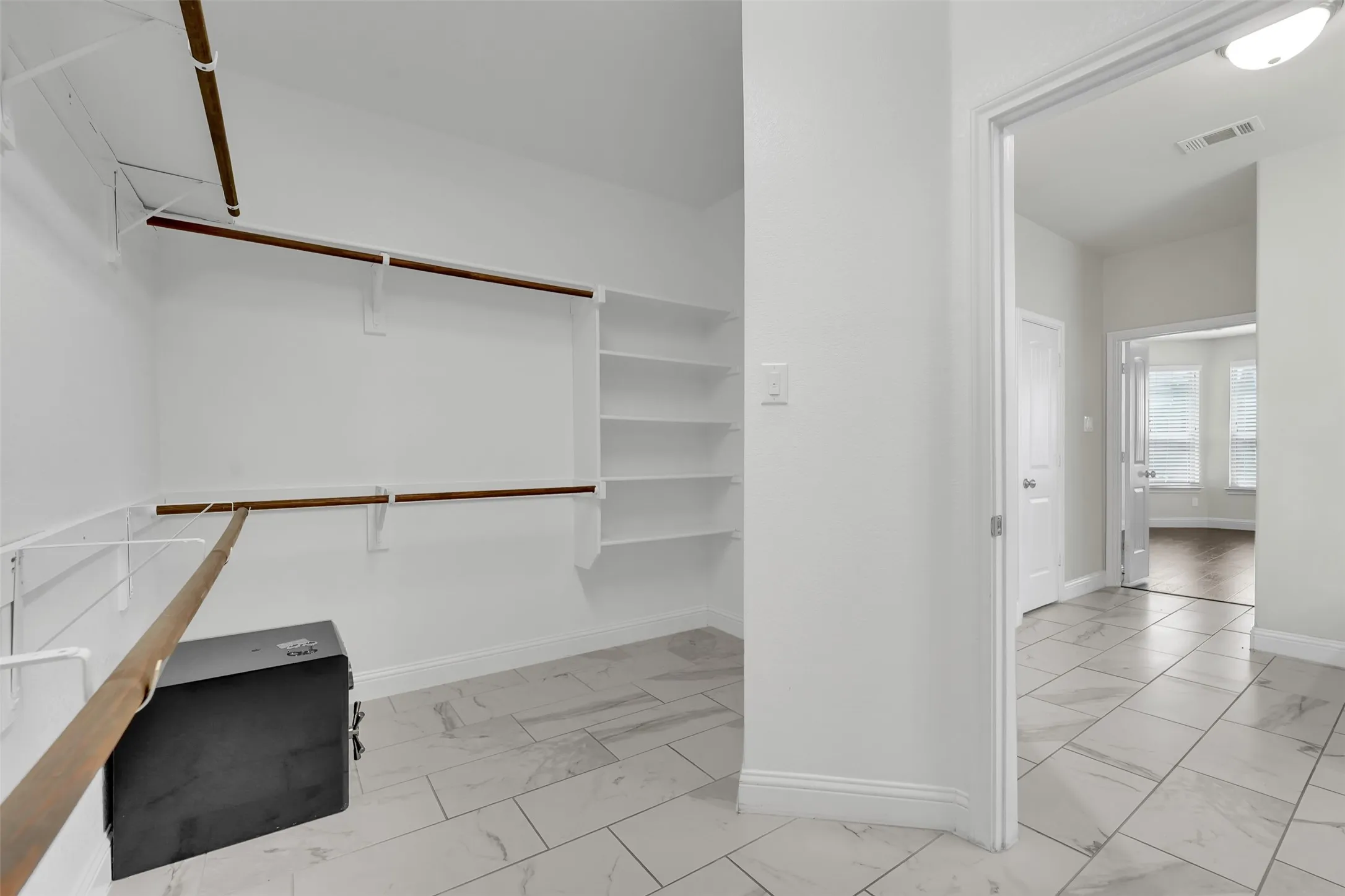 Single Family Residence For Rent in Rockwall County , 810 Acadia Court, Fate, Texas 75087, 4 Bedroom, 4 Bathroom, 3 Garage spaces, 3,482 Sqft, built in 2017, mls#21397597, Real Estate Agent in Fate, Homes For Rent in Rockwall county, Homes For Rent in Fate, Realtor in Fate Texas, Real Estate Brokerage Independent Realty Texas, Luminita Cordes Realtor