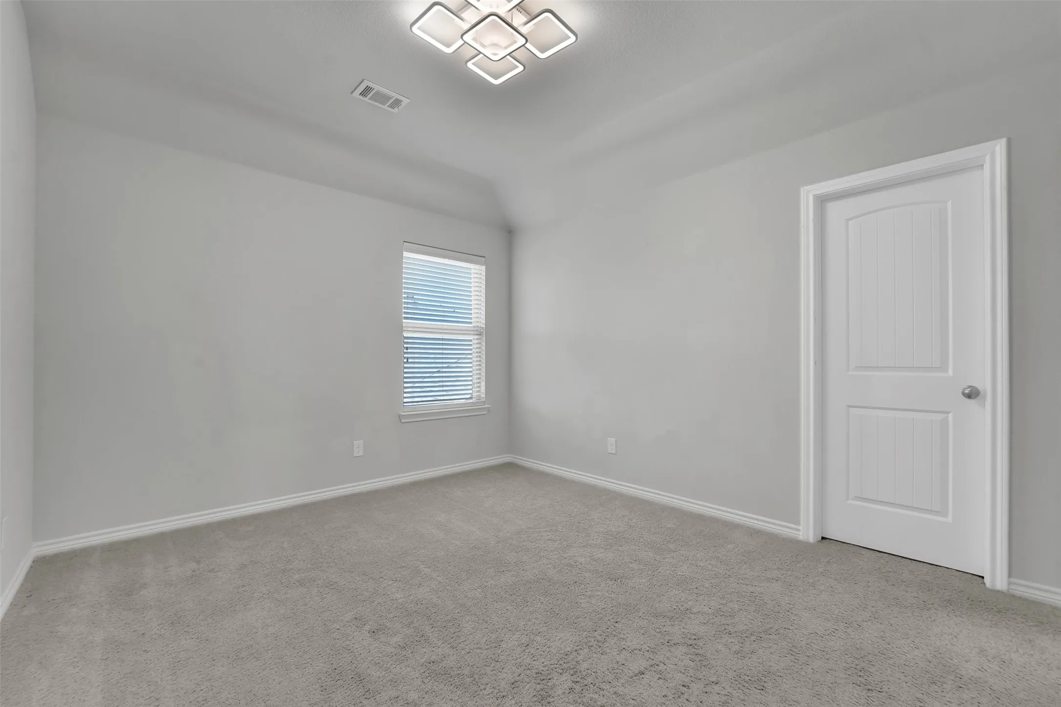 Single Family Residence For Rent in Rockwall County , 810 Acadia Court, Fate, Texas 75087, 4 Bedroom, 4 Bathroom, 3 Garage spaces, 3,482 Sqft, built in 2017, mls#21397597, Real Estate Agent in Fate, Homes For Rent in Rockwall county, Homes For Rent in Fate, Realtor in Fate Texas, Real Estate Brokerage Independent Realty Texas, Luminita Cordes Realtor