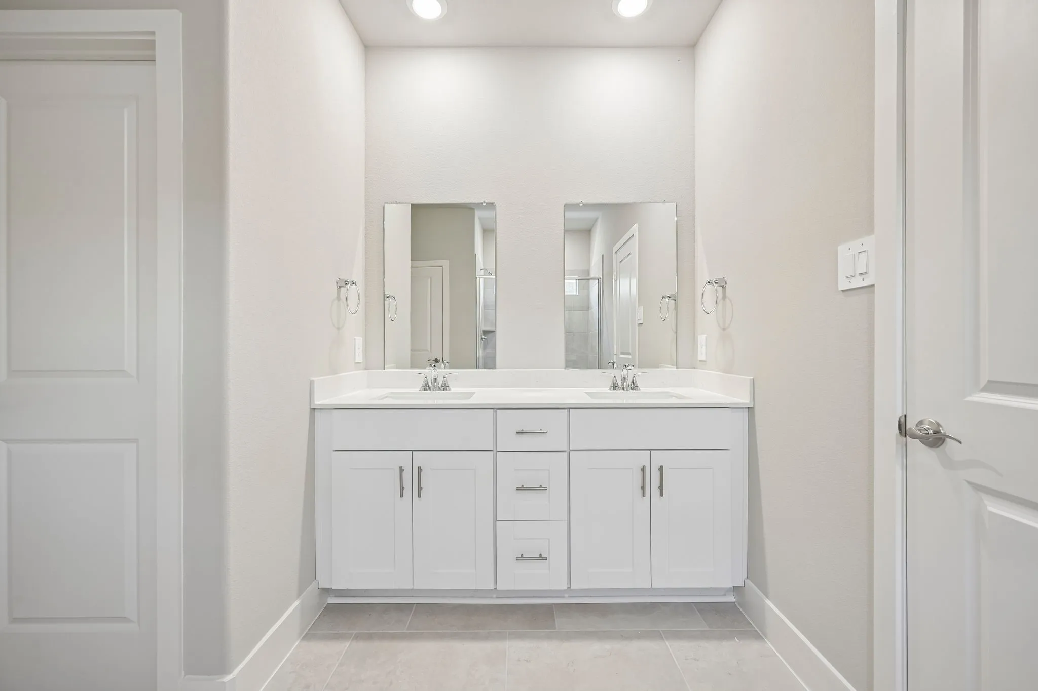 Photo is not of the actual home, but is an inspirational photo of builder’s model home and may depict options, furnishings, and/or decorator features that are not included.
